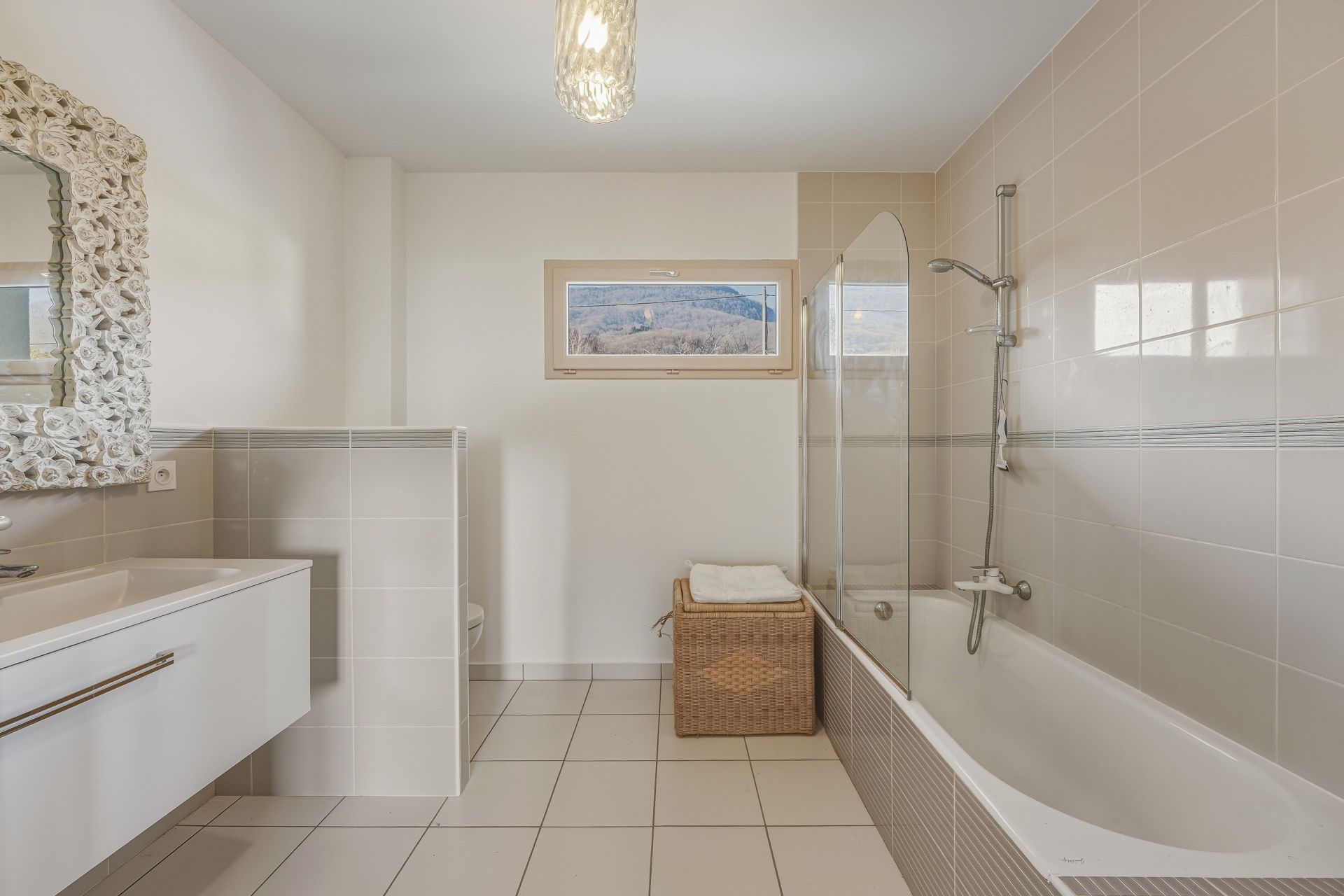 maison de luxe 6 Pièces en vente sur DIVONNE LES BAINS (01220)