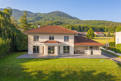 Vente Maison de luxe Divonne-les-Bains 6&nbsp;Pièces 170&nbsp;m²