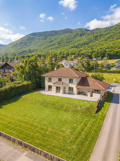 Vente Maison de luxe Divonne-les-Bains 6&nbsp;Pièces 170&nbsp;m²