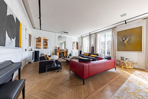 Vente Appartement de luxe Paris 6 5&nbsp;Pièces 188.52&nbsp;m²