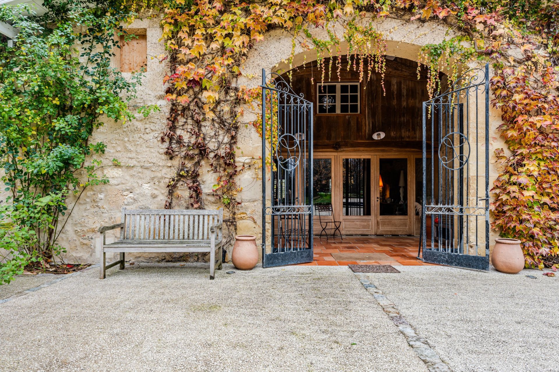 luxury house 7 Rooms for sale on LANGON (33210)