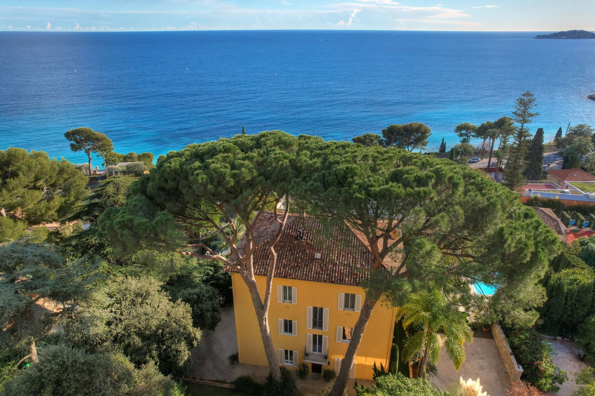 maison de maître 10 Pièces en vente sur EZE (06360)