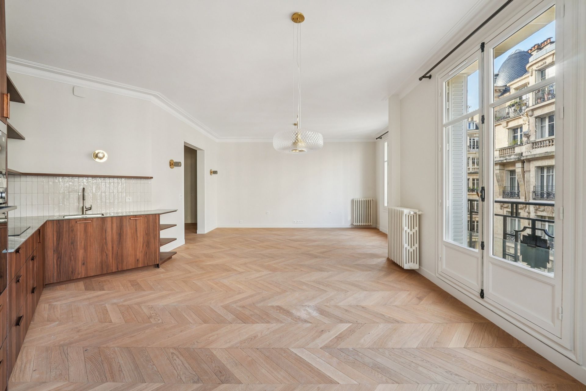 luxury apartment 4 Rooms for sale on PARIS (75016)