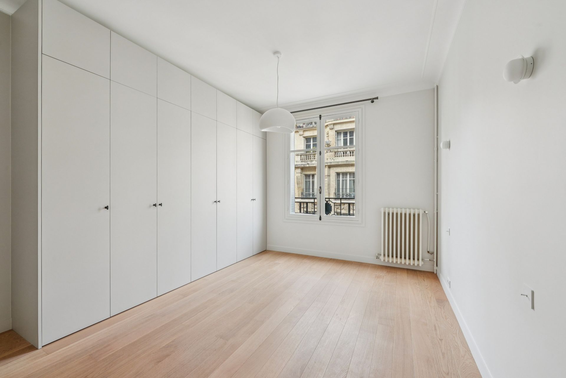 luxury apartment 4 Rooms for sale on PARIS (75016)