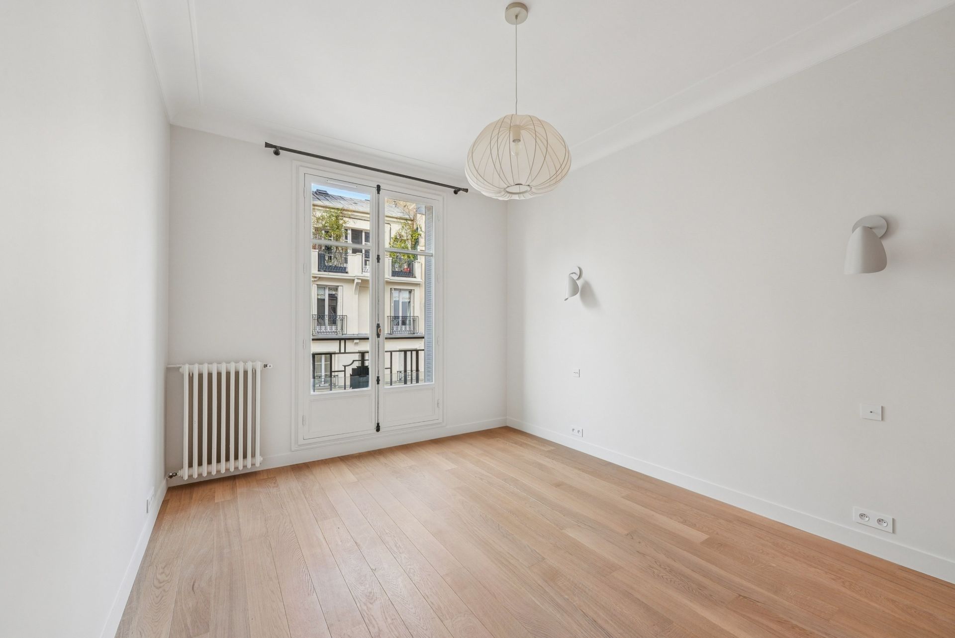 luxury apartment 4 Rooms for sale on PARIS (75016)