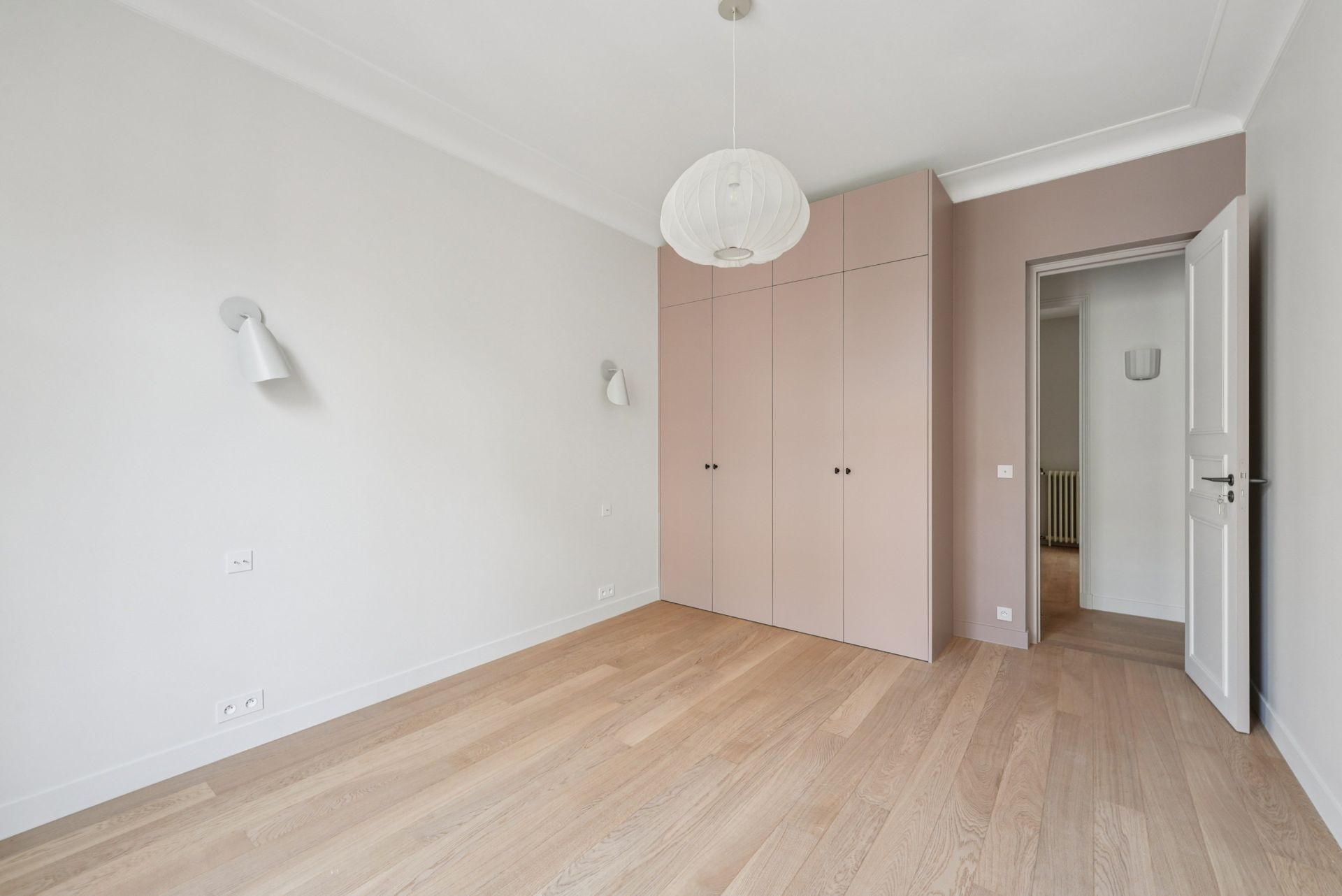 luxury apartment 4 Rooms for sale on PARIS (75016)