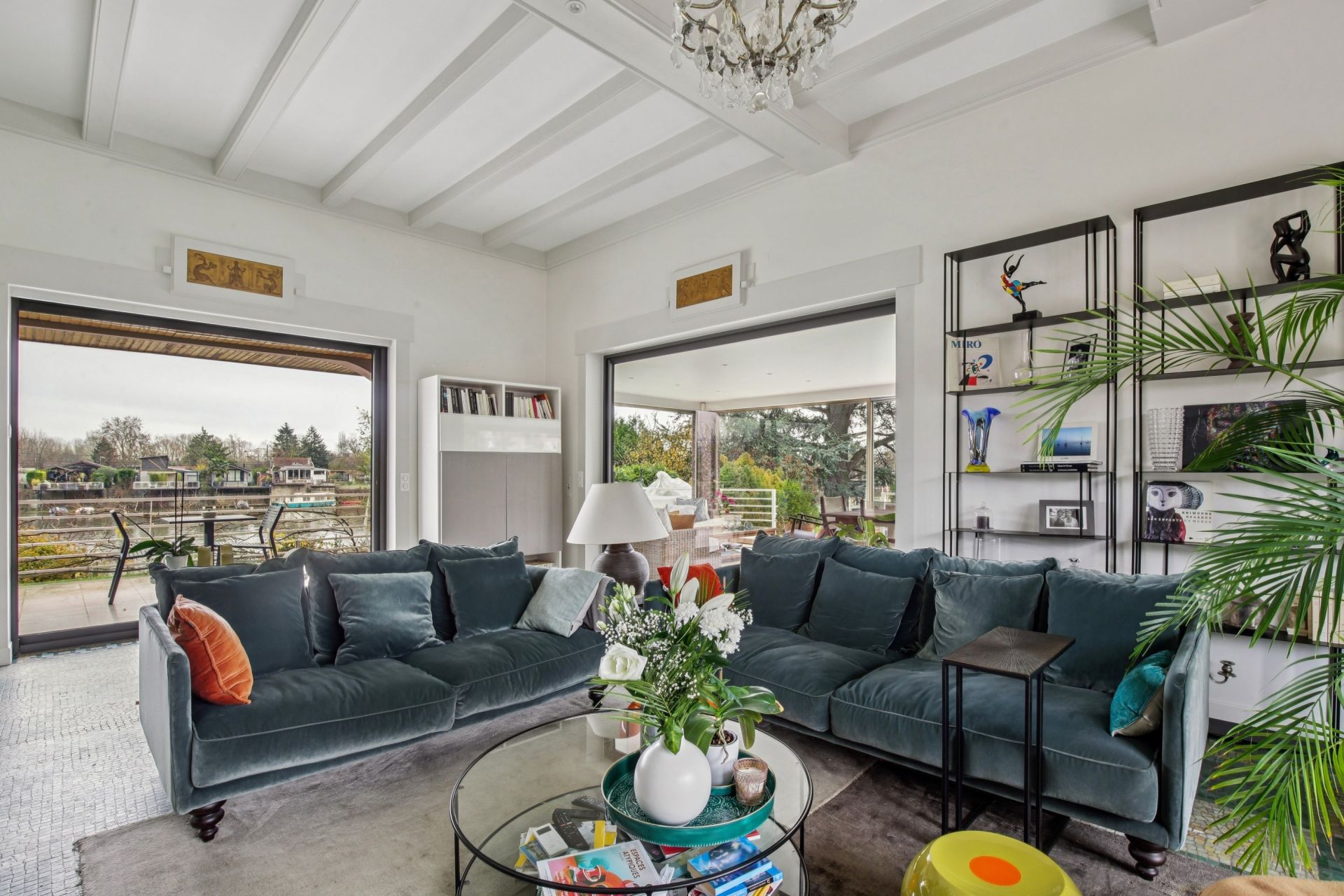 maison de luxe 13 Pièces en vente sur MEDAN (78670)