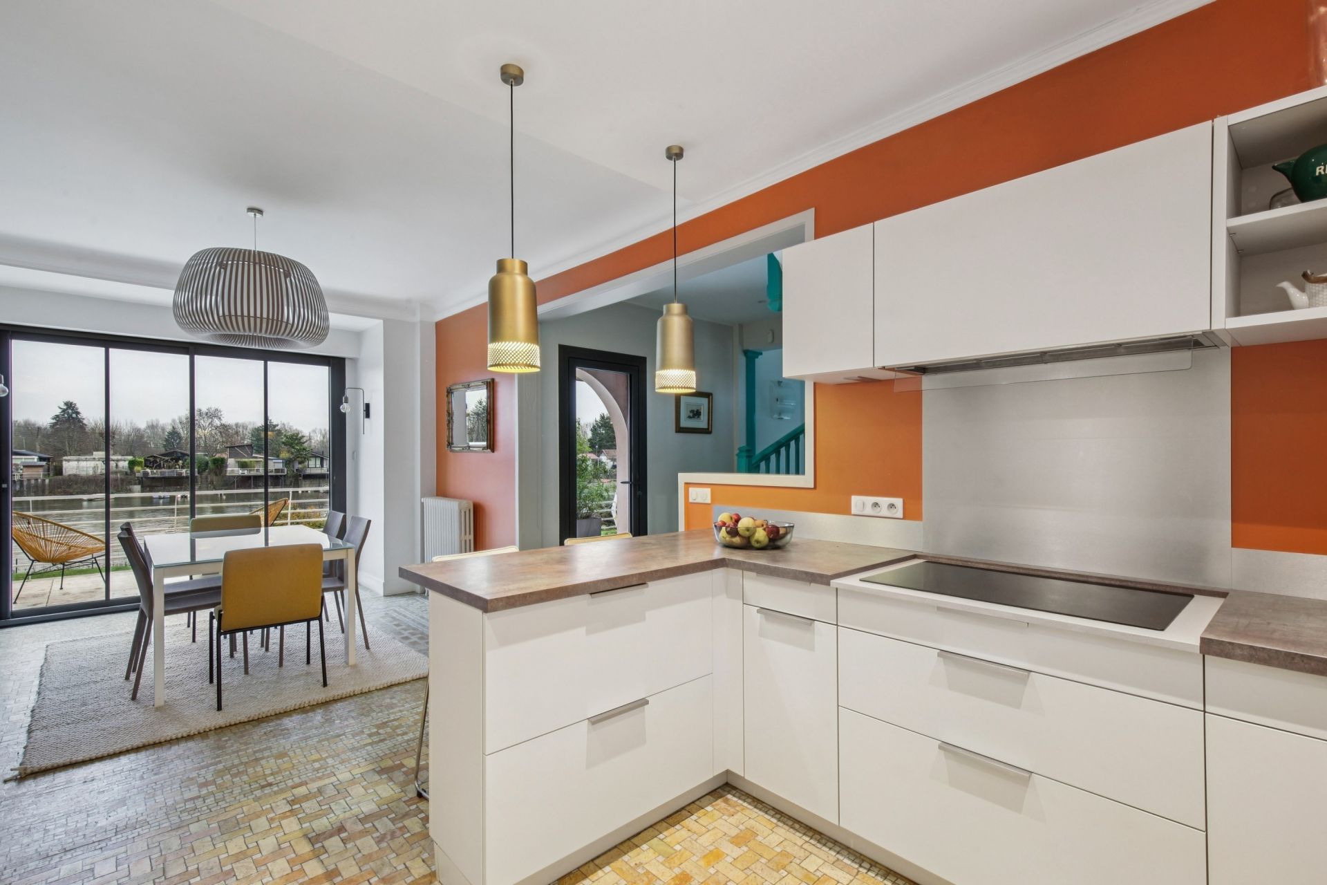 maison de luxe 13 Pièces en vente sur MEDAN (78670)