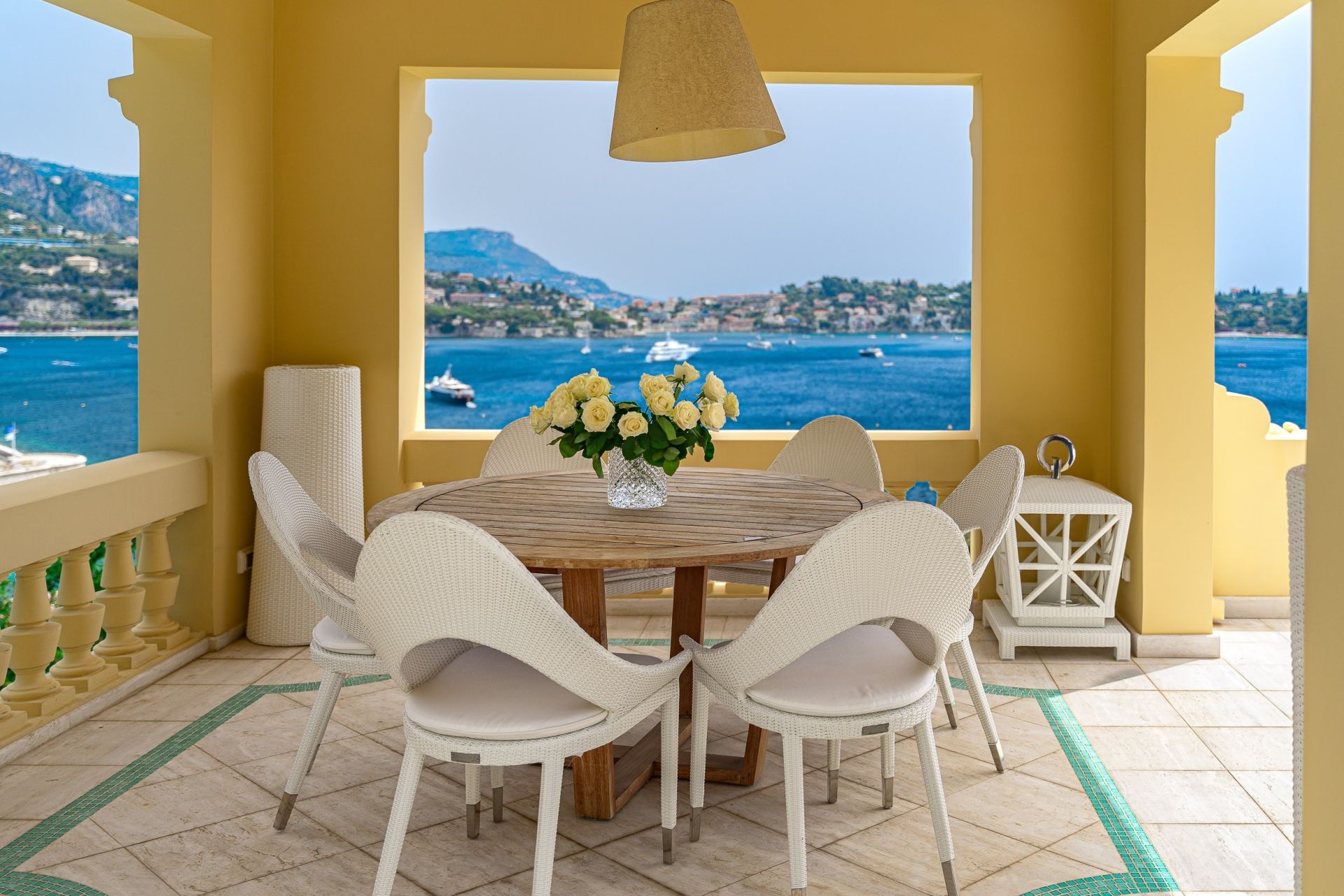 château 9 Pièces en vente sur VILLEFRANCHE SUR MER (06230)