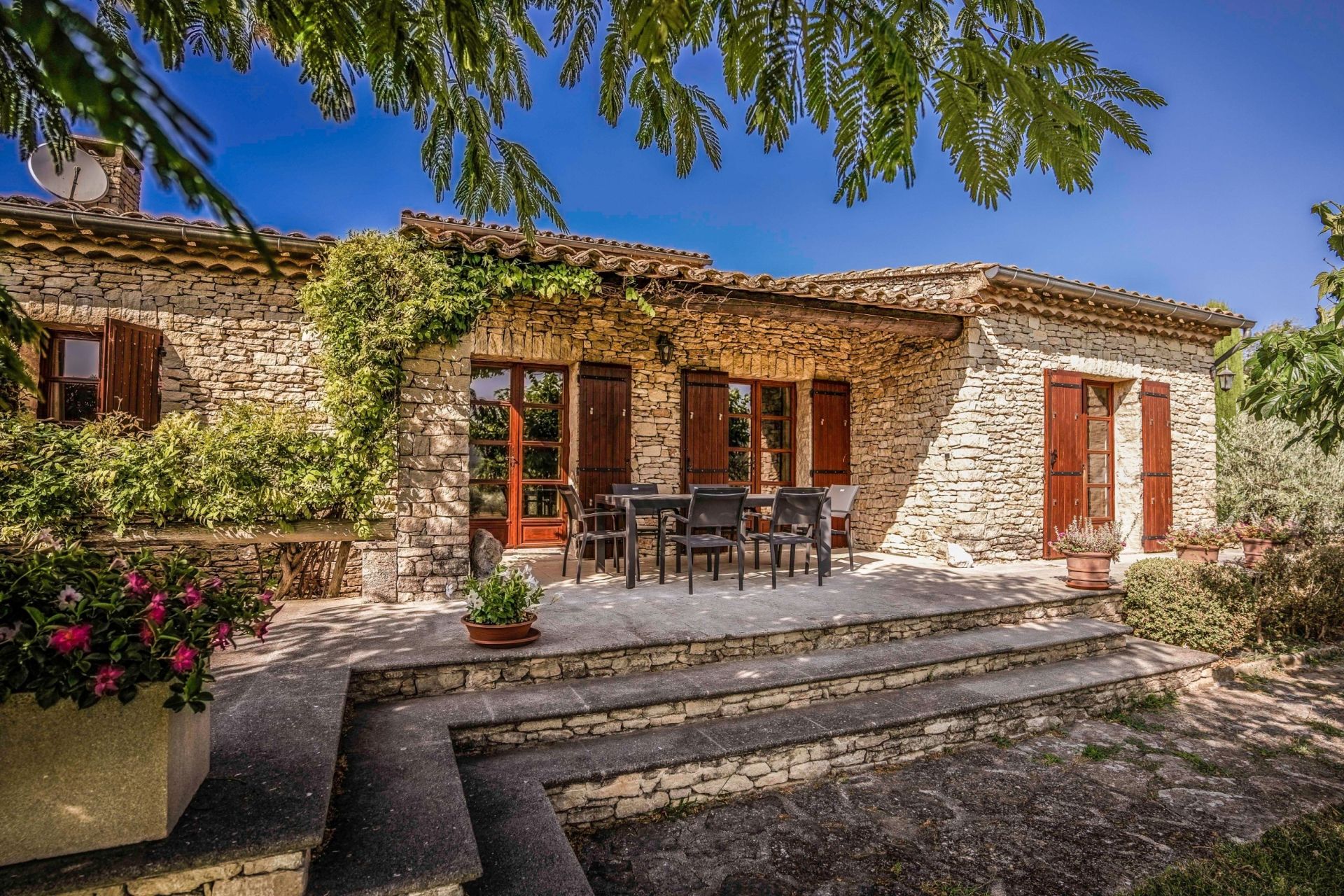 maison de luxe 10 Pièces en vente sur GORDES (84220)