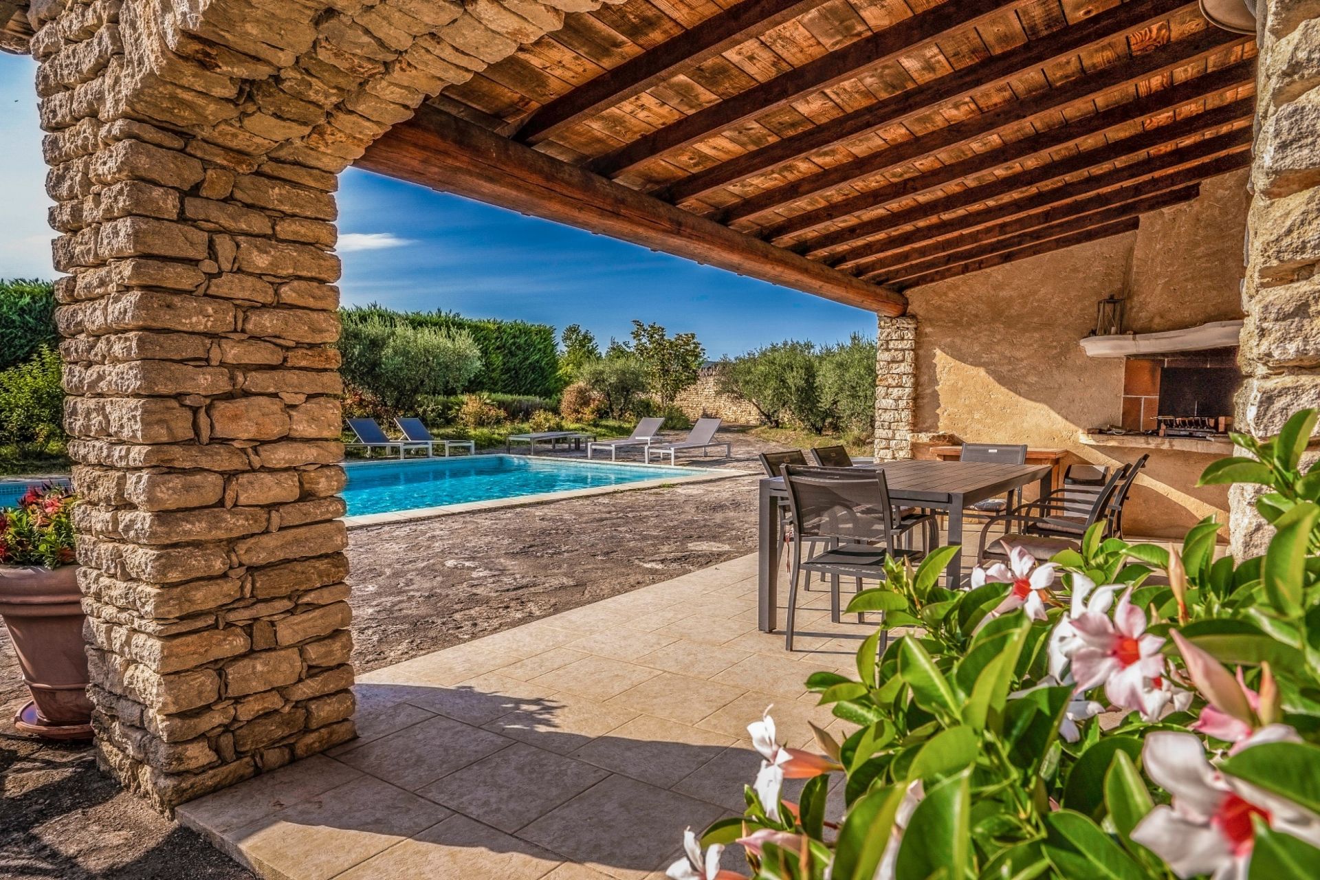 maison de luxe 10 Pièces en vente sur GORDES (84220)