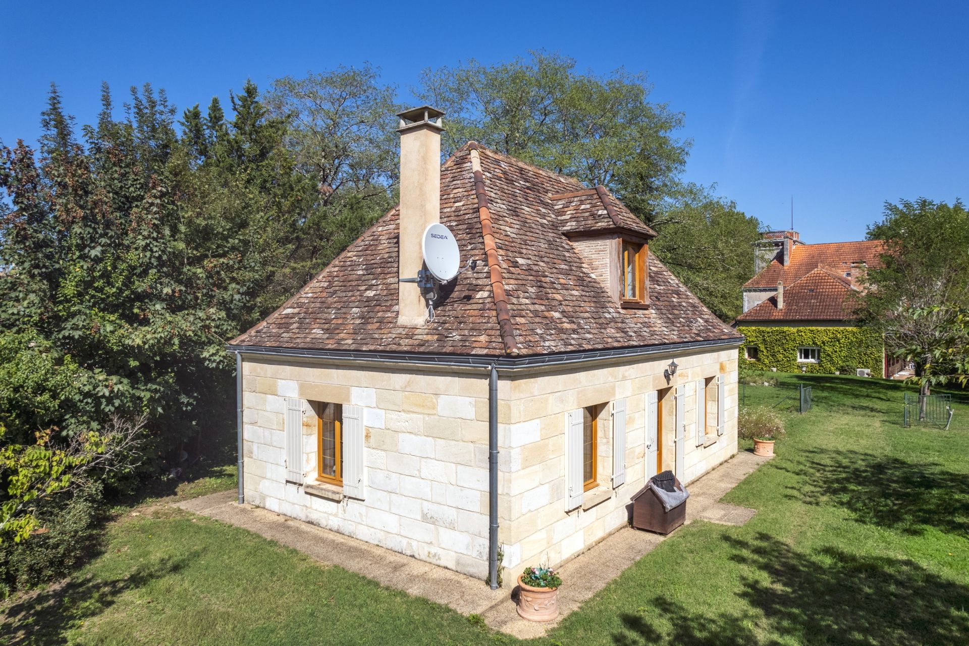 maison de luxe 17 Pièces en vente sur MUSSIDAN (24400)