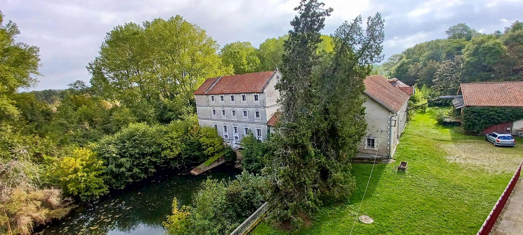 maison de luxe 17 Pièces en vente sur MUSSIDAN (24400)