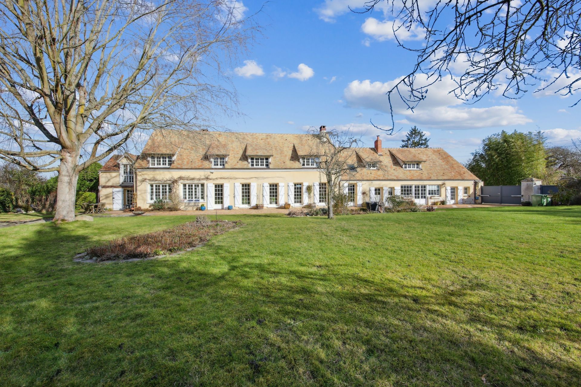 maison de luxe 9 Pièces en vente sur ORGERUS (78910)