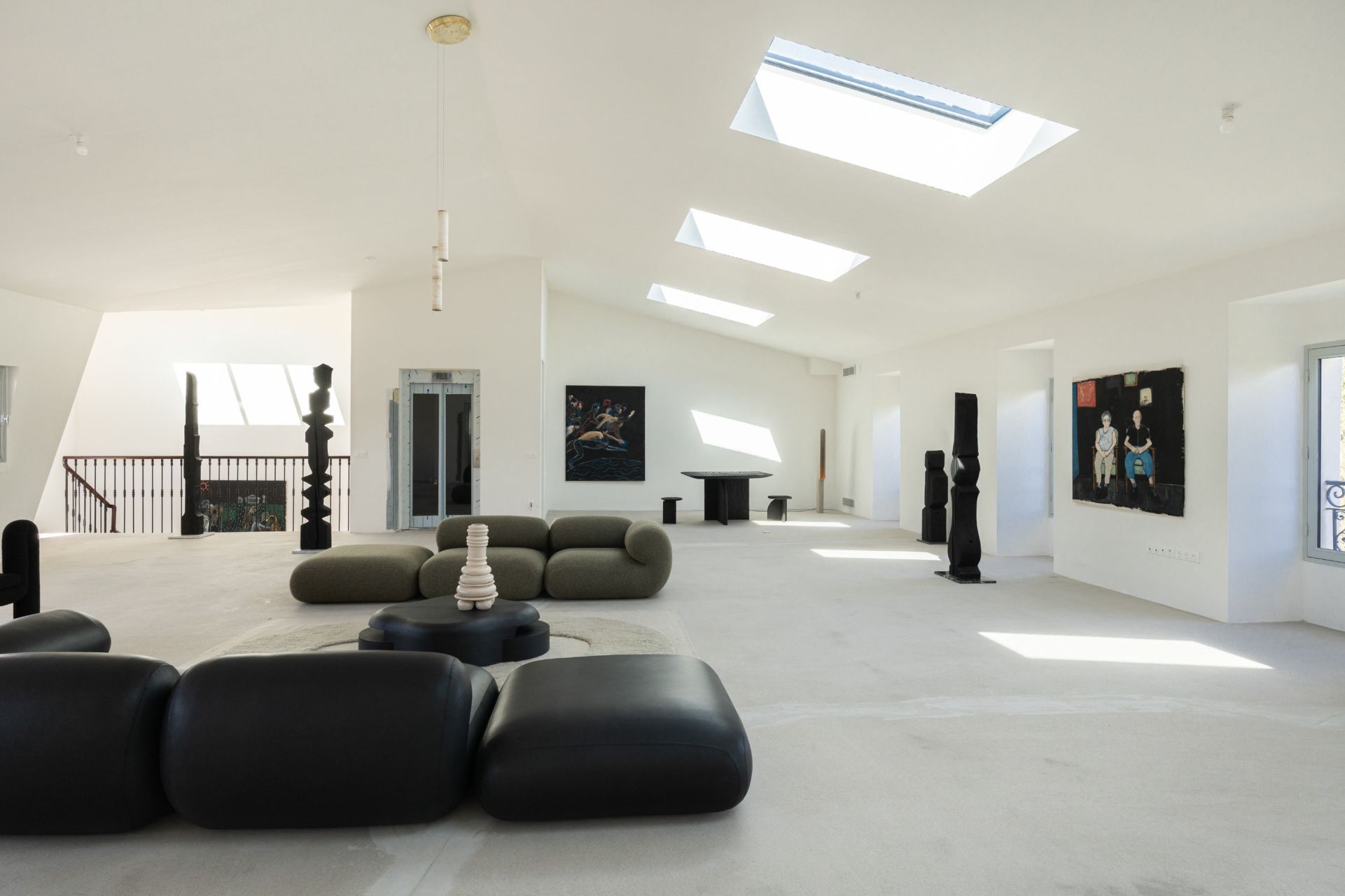 mansion (hôtel particulier) 20 Rooms for sale on PARIS (75008)