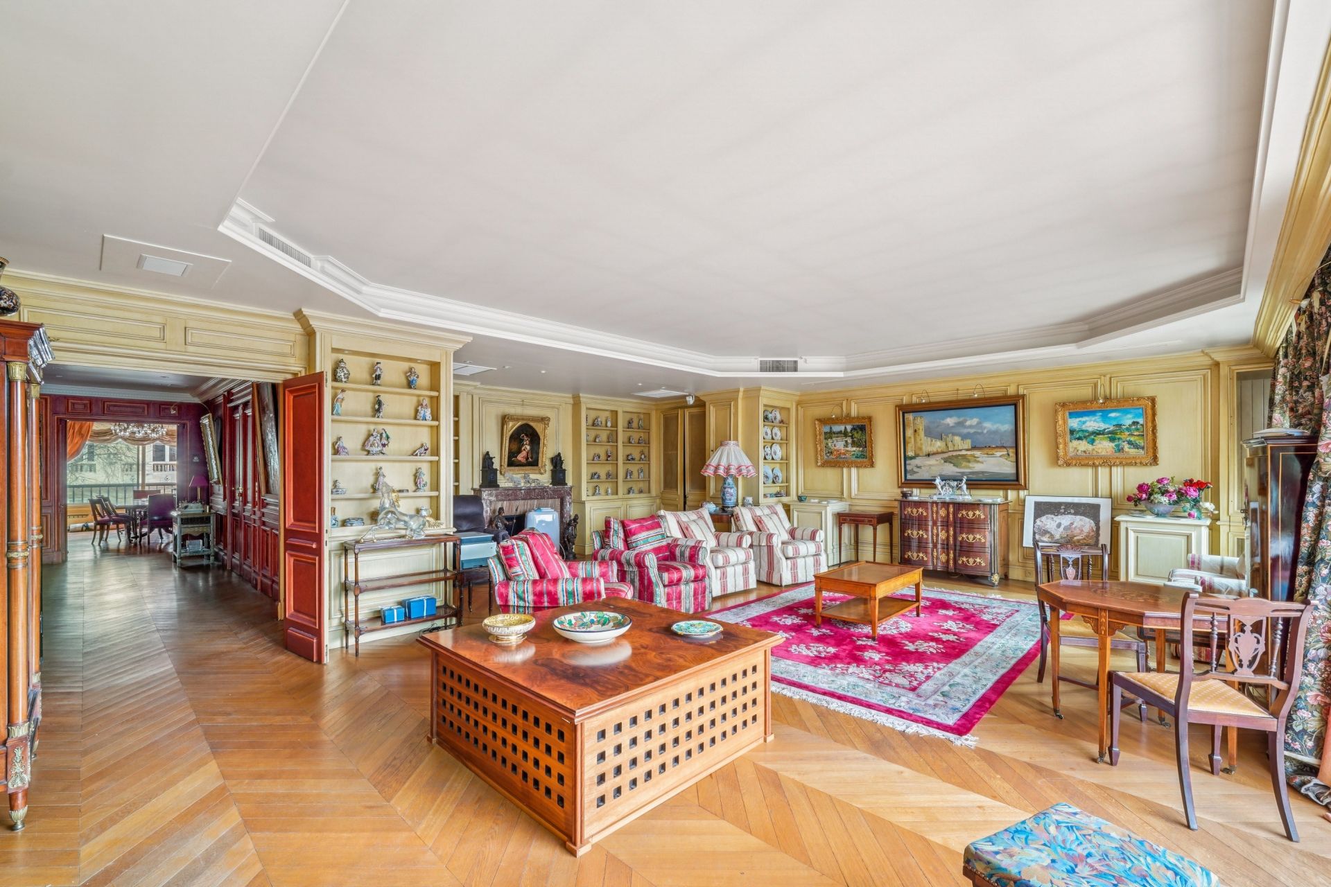 luxury apartment 4 Rooms for rent on PARIS (75007)