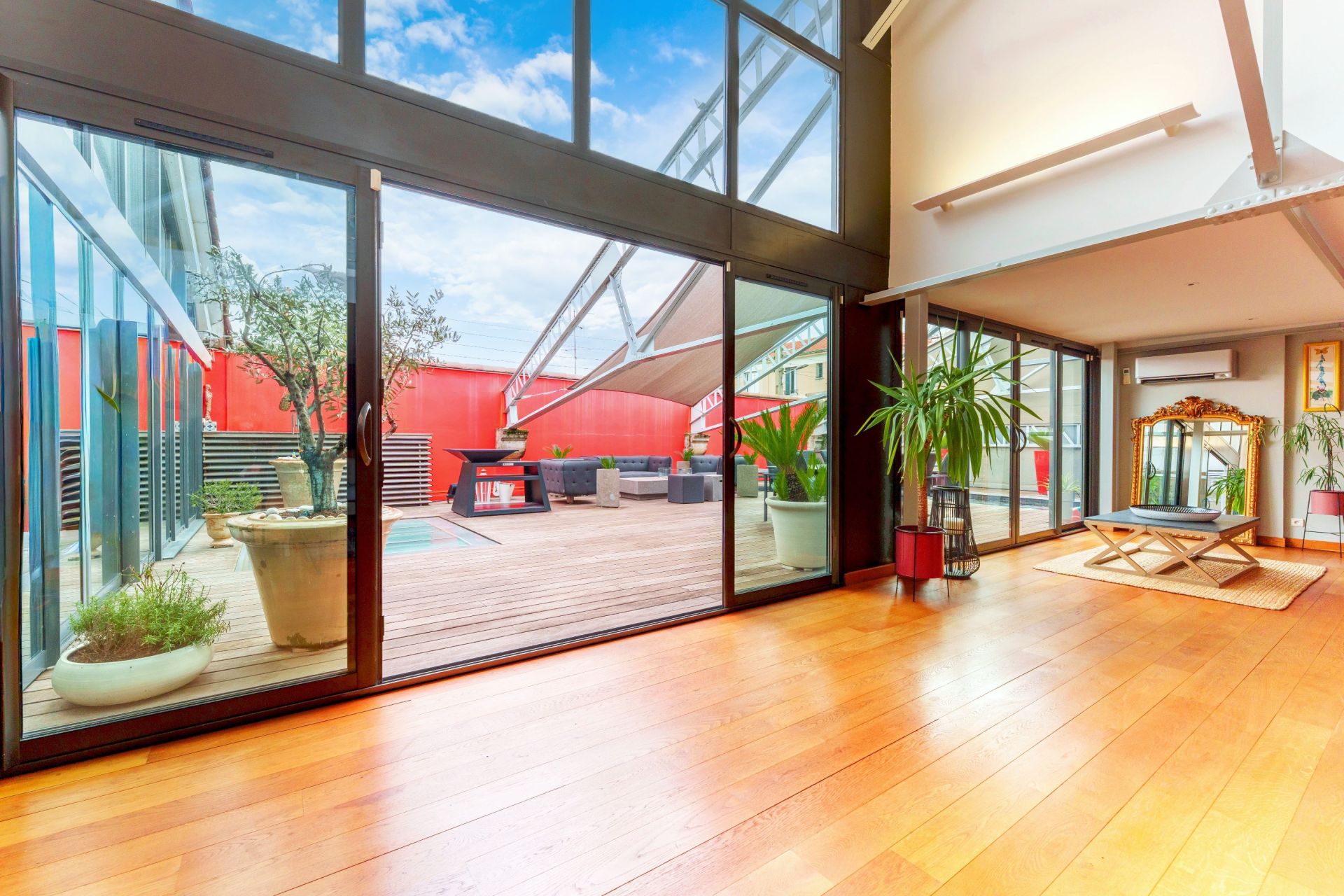 luxury triplex 5 Rooms for sale on MONTPELLIER (34000)