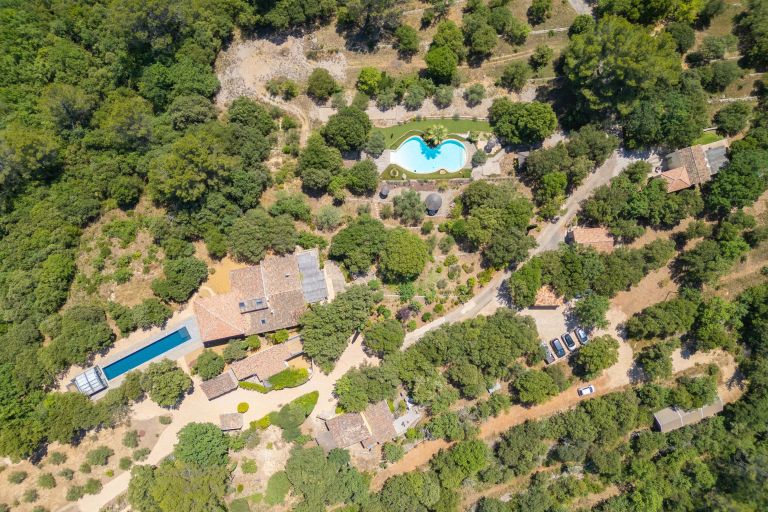 propriété de luxe 10 Pièces en vente sur BRAS (83149)