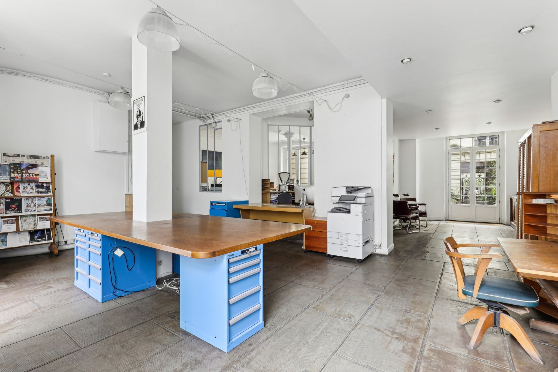 luxury apartment 10 Rooms for sale on PARIS (75009)