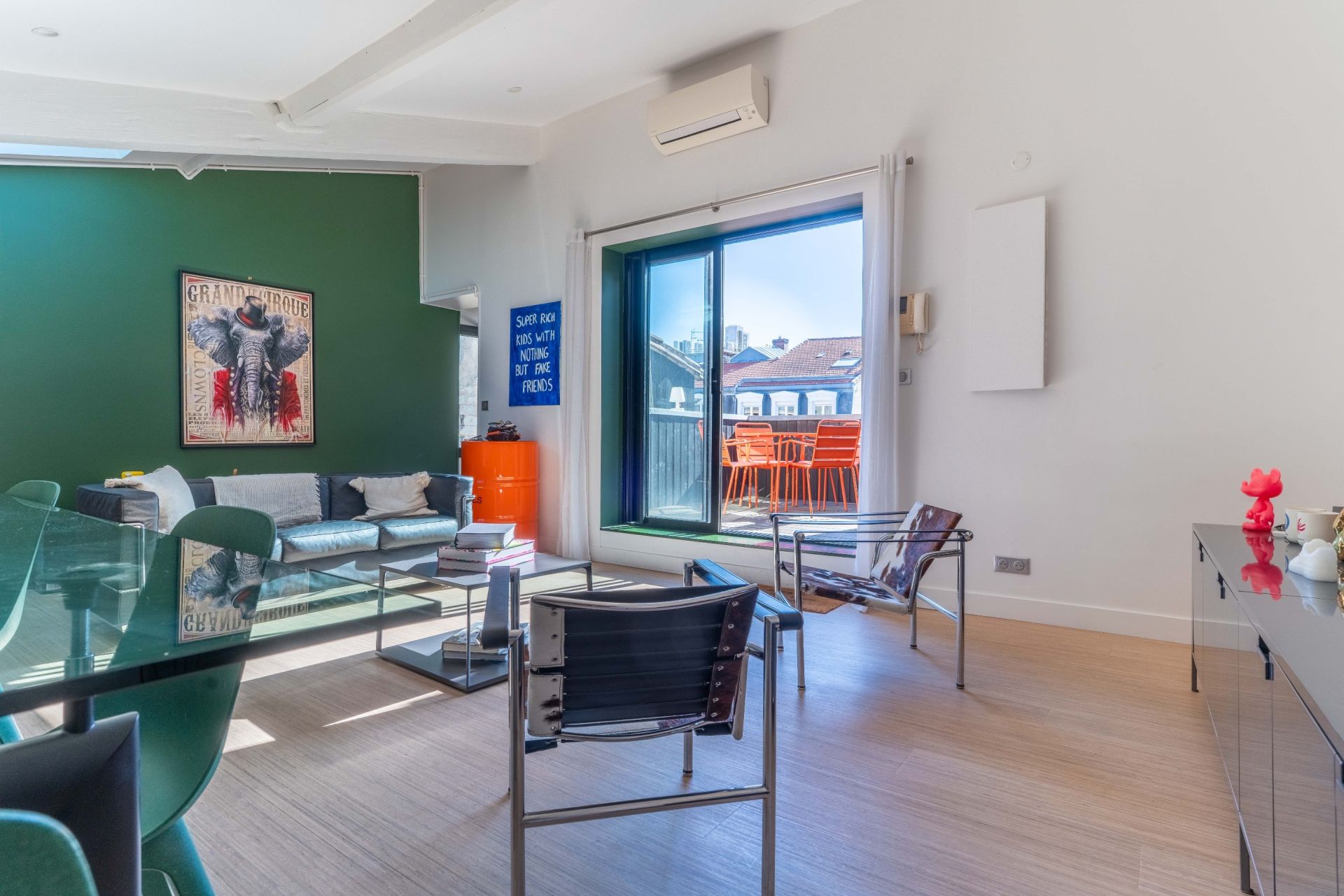 luxury apartment 3 Rooms for sale on BORDEAUX (33000)