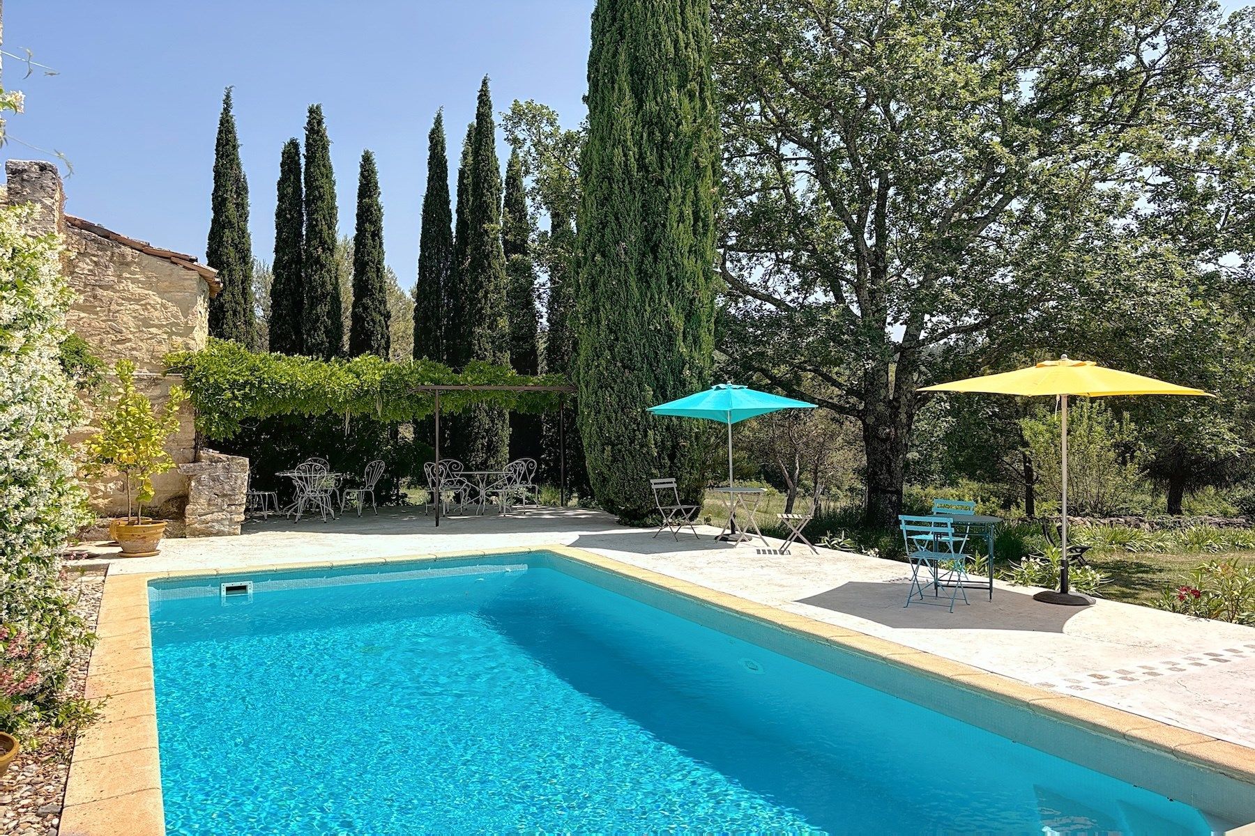 maison de luxe 26 Pièces en vente sur BARJAC (30430)