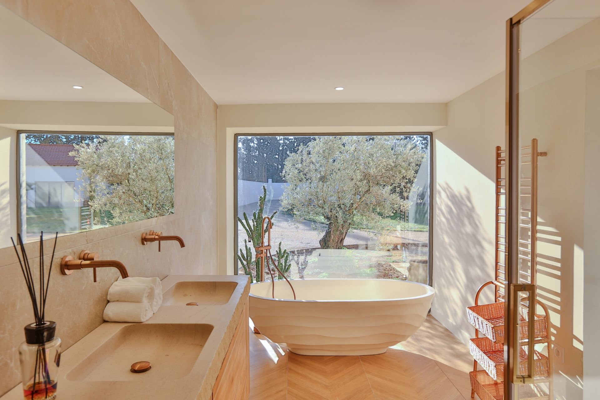 maison de luxe 12 Pièces en vente sur PERNES LES FONTAINES (84210)