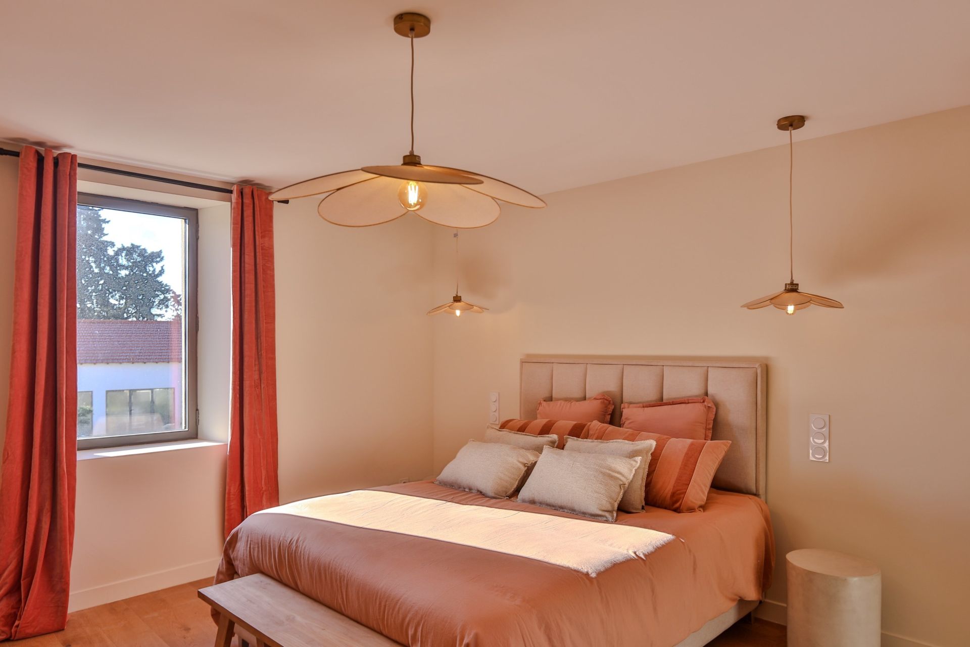 luxury house 12 Rooms for sale on PERNES LES FONTAINES (84210)