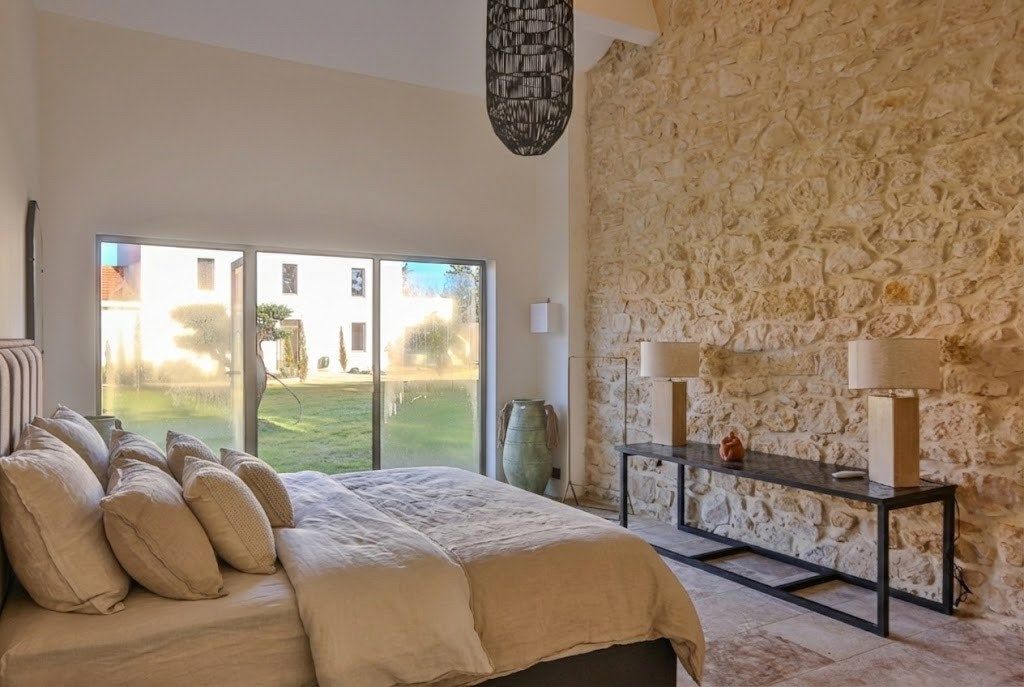 maison de luxe 12 Pièces en vente sur PERNES LES FONTAINES (84210)