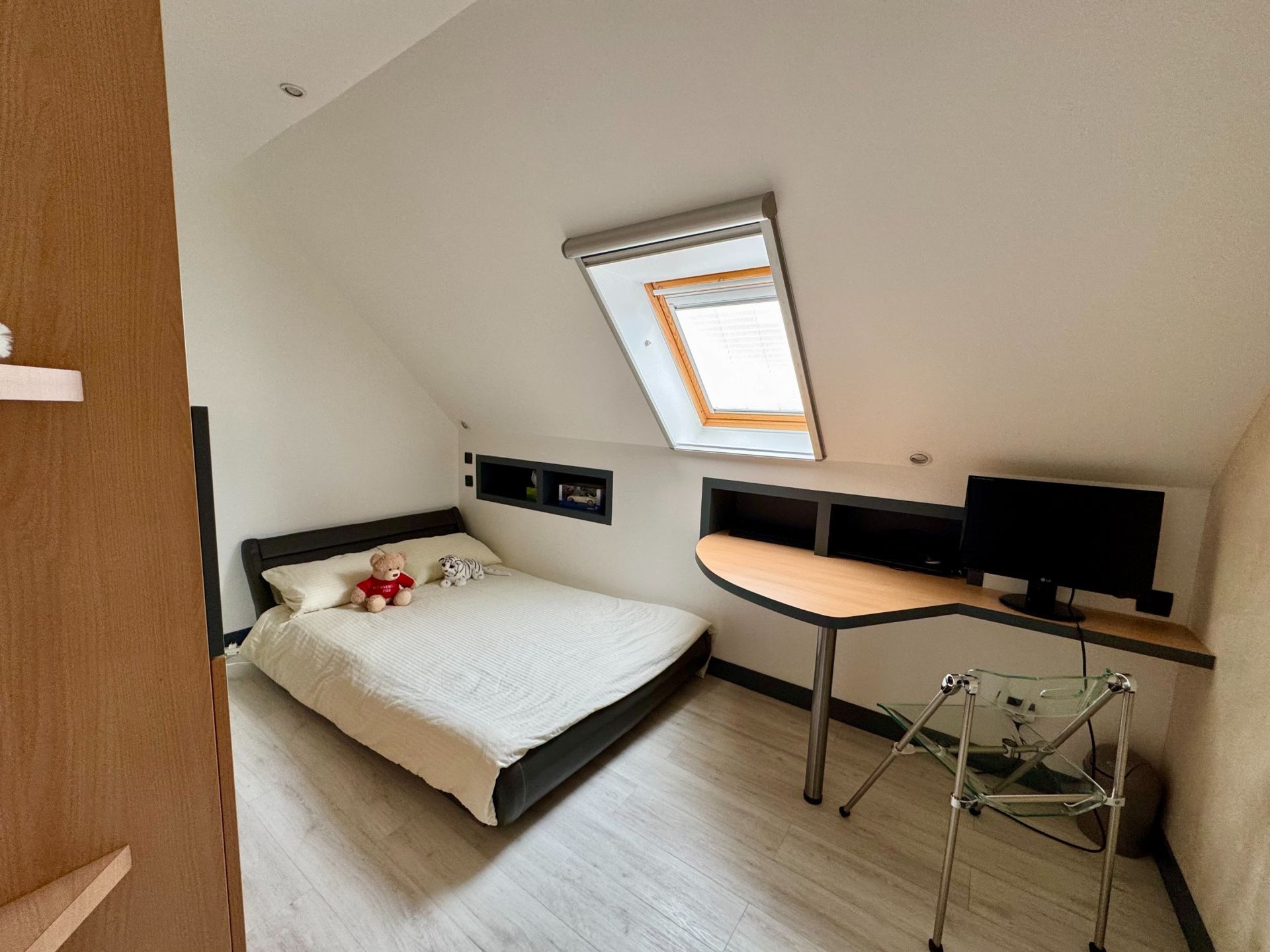 luxury house 7 Rooms for sale on LA CHAPELLE ST MESMIN (45380)