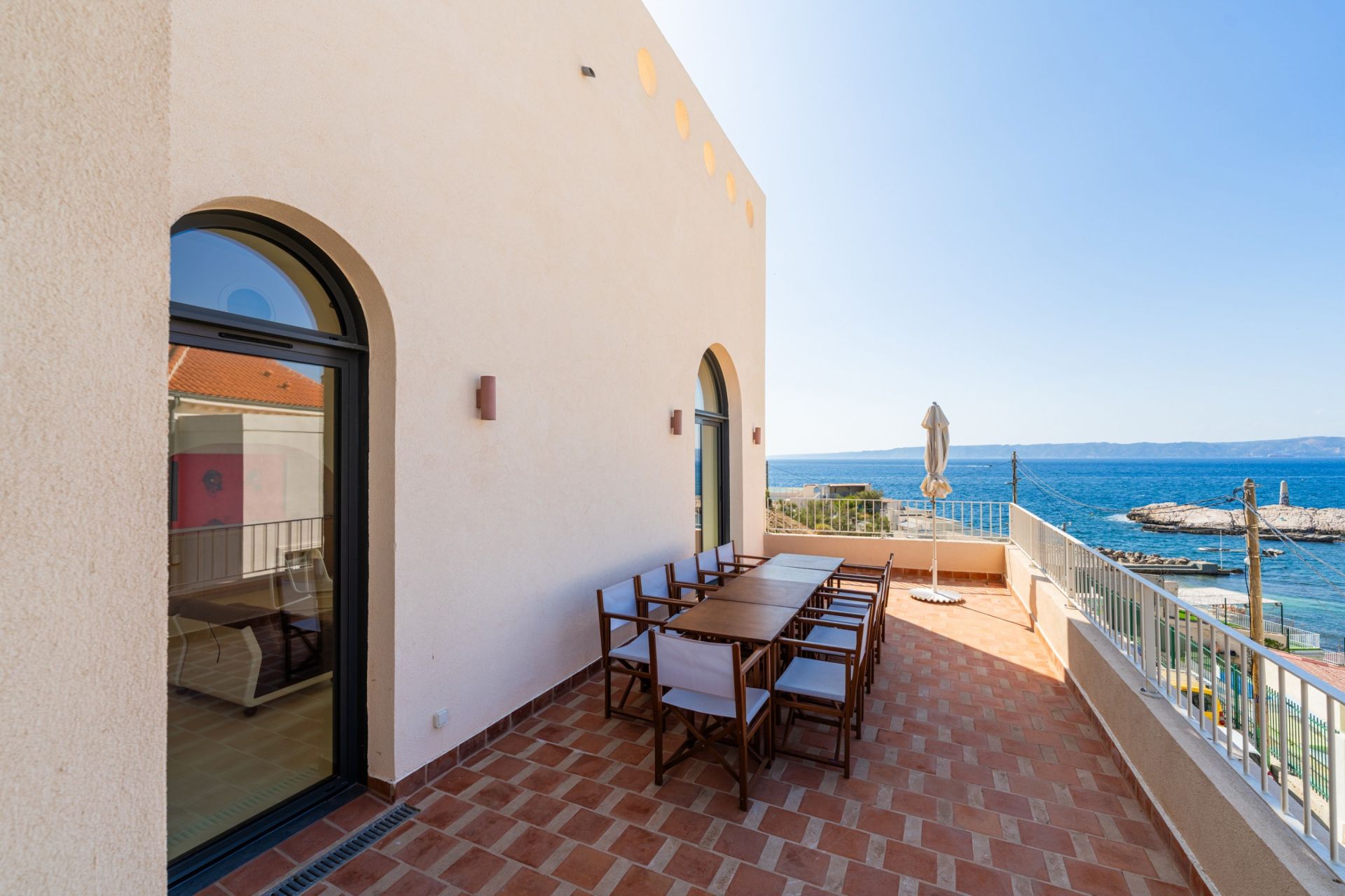 architect's house 7 Rooms for sale on MARSEILLE (13007)