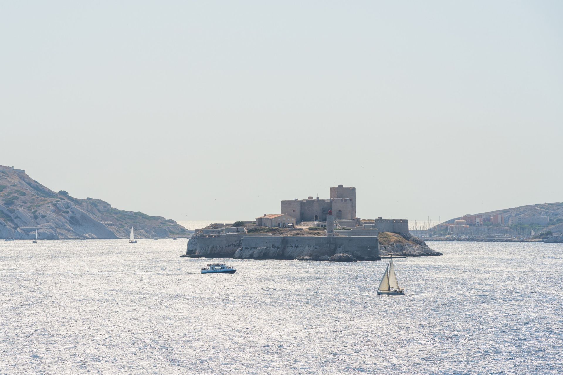 architect's house 7 Rooms for sale on MARSEILLE (13007)