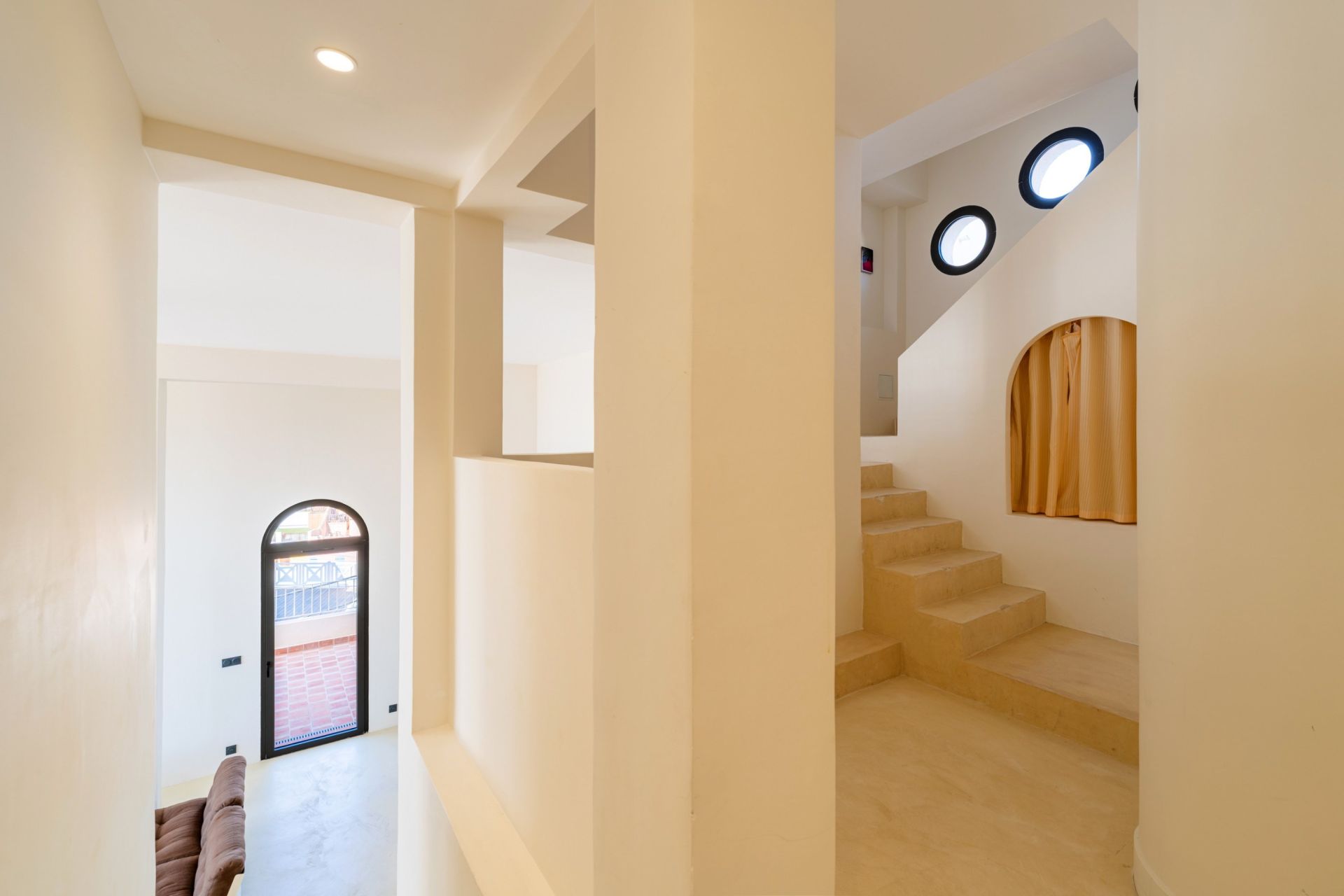 architect's house 7 Rooms for sale on MARSEILLE (13007)
