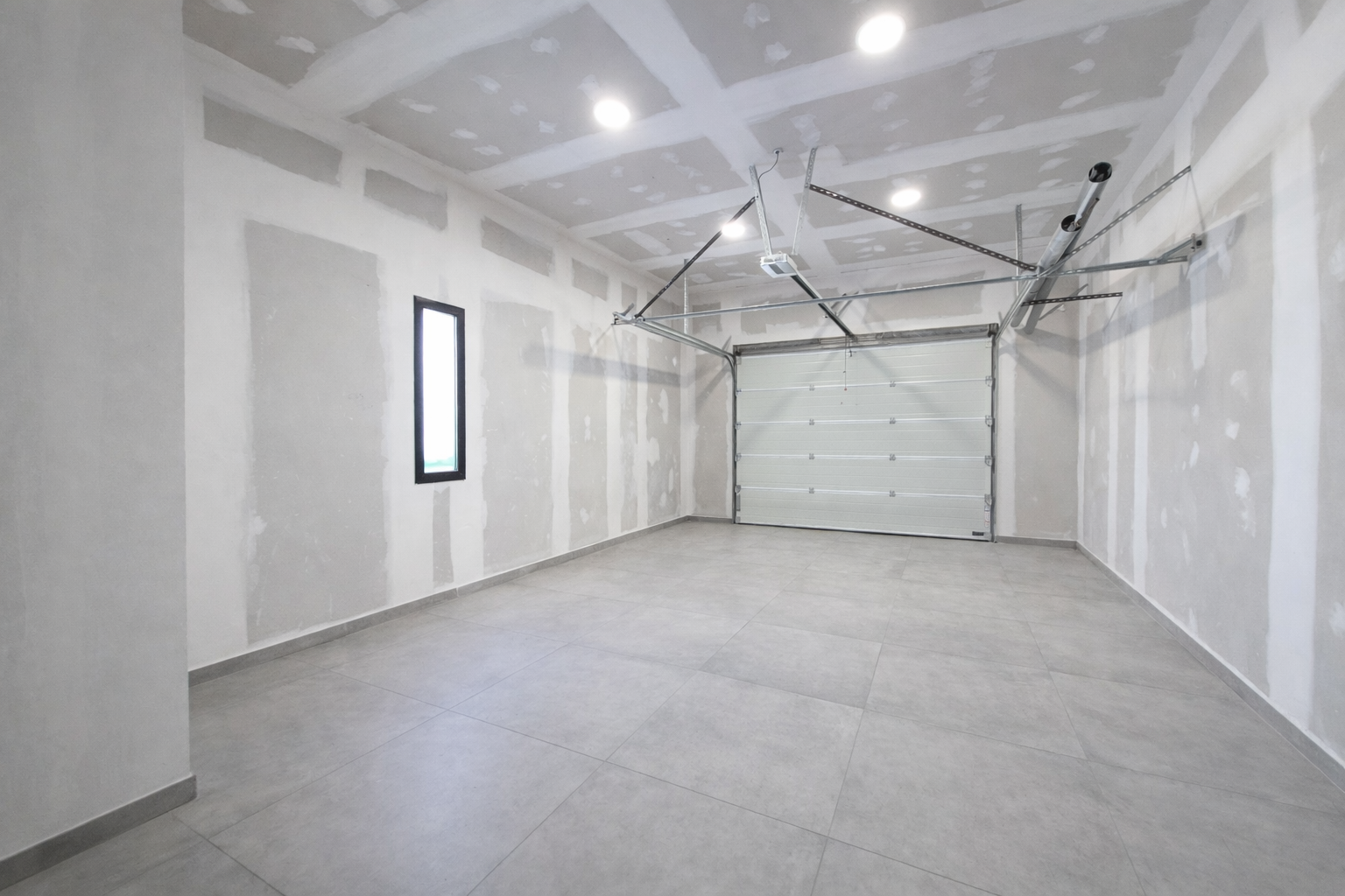 luxury house 5 Rooms for sale on NARBONNE (11100)