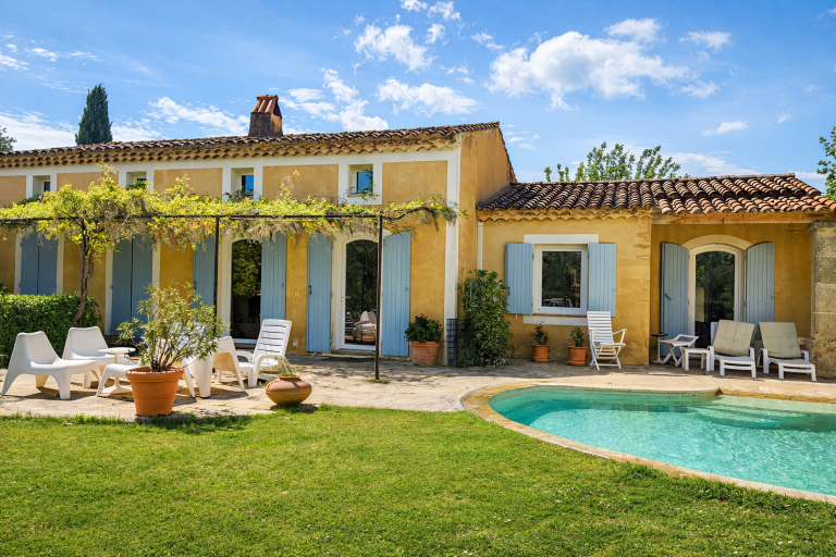 maison de luxe 5 Pièces en vente sur MALLEMORT (13370)