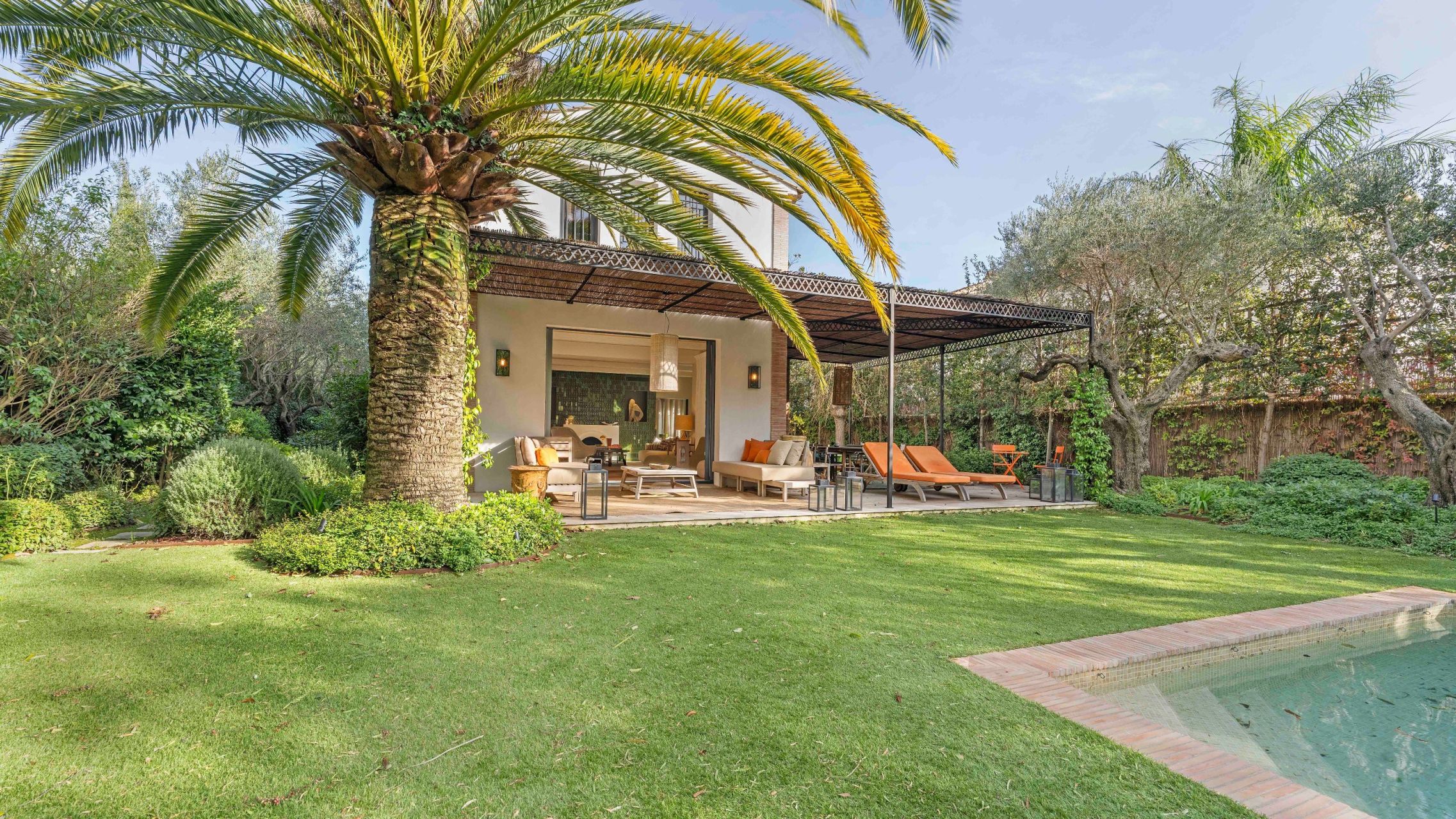 maison contemporaine 9 Pièces en vente sur ST TROPEZ (83990)