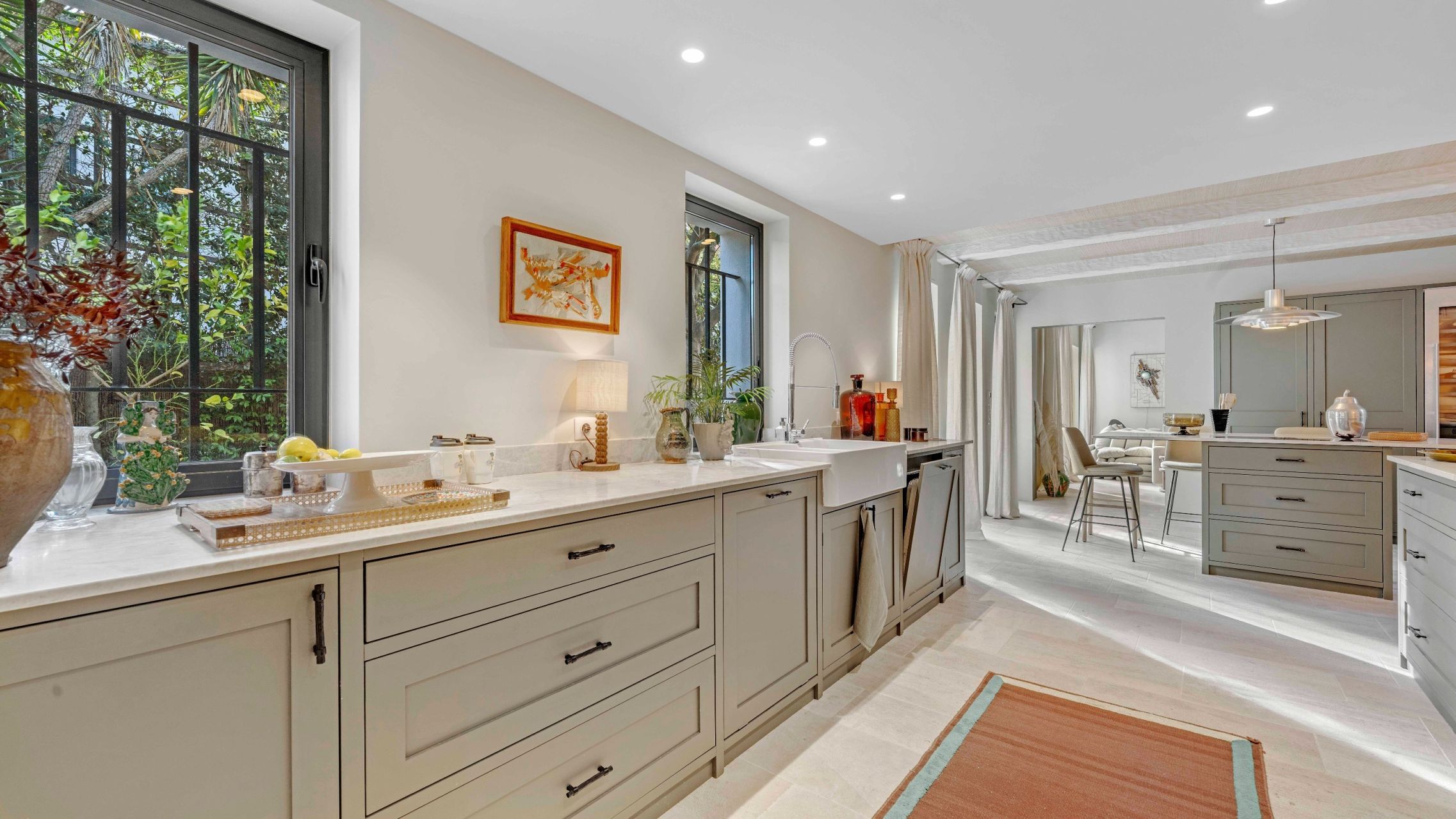 maison contemporaine 9 Pièces en vente sur ST TROPEZ (83990)