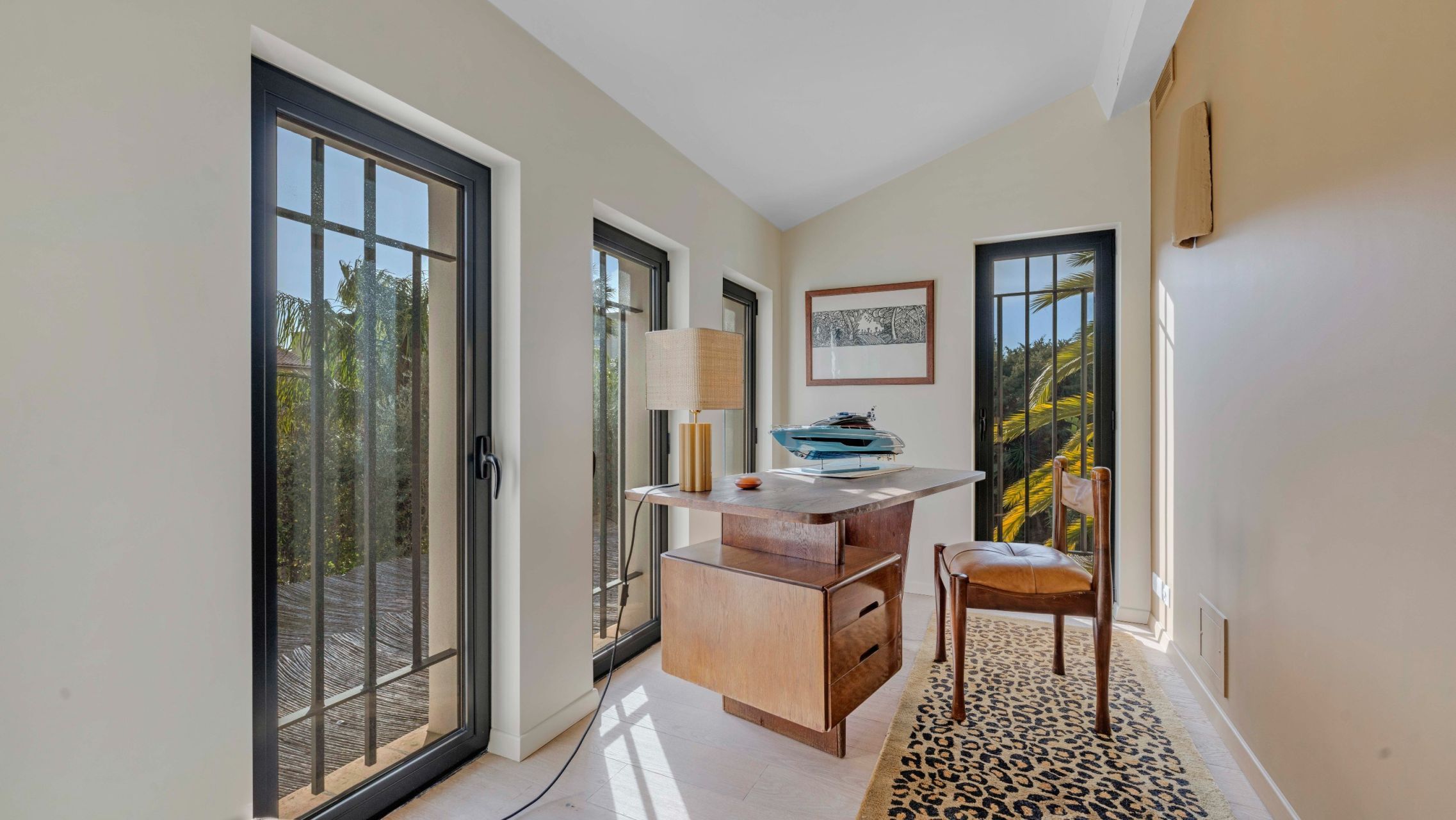 maison contemporaine 9 Pièces en vente sur ST TROPEZ (83990)