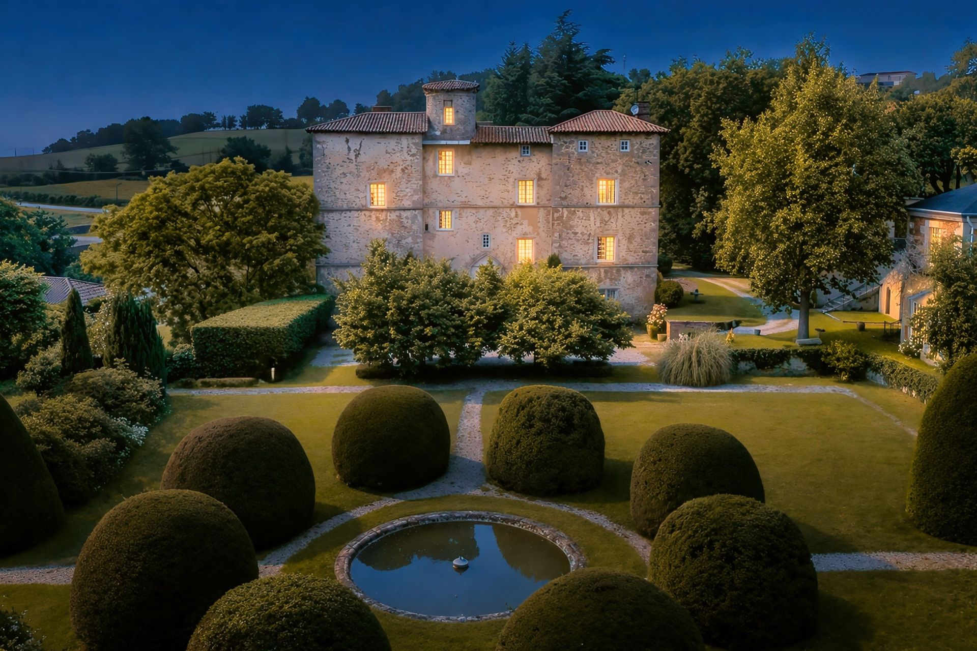 castle 20 Rooms for sale on ST GALMIER (42330)