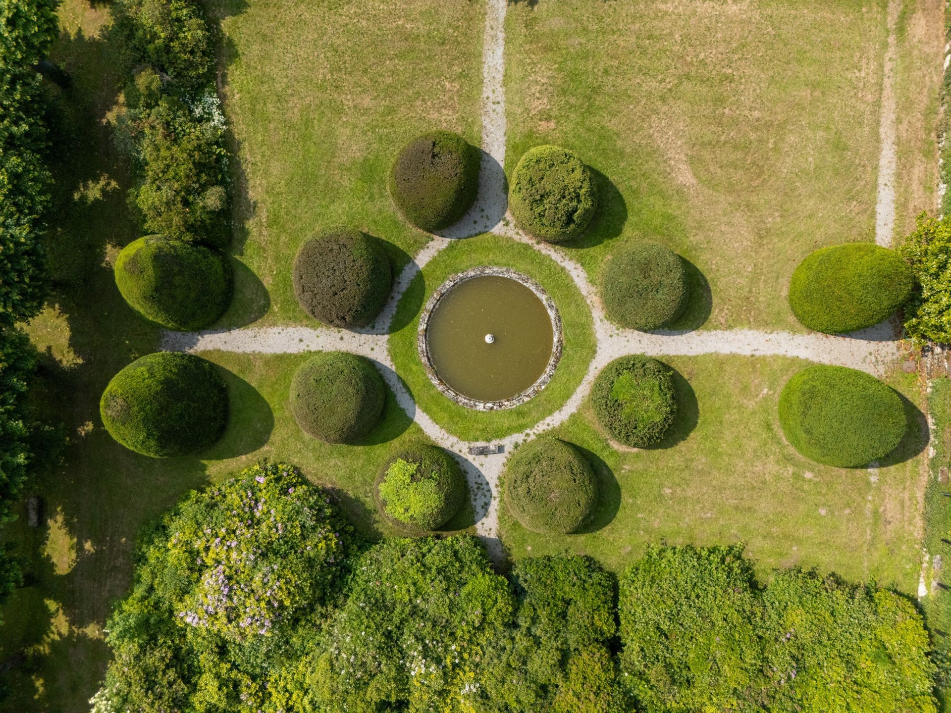 castle 20 Rooms for sale on ST HEAND (42570)