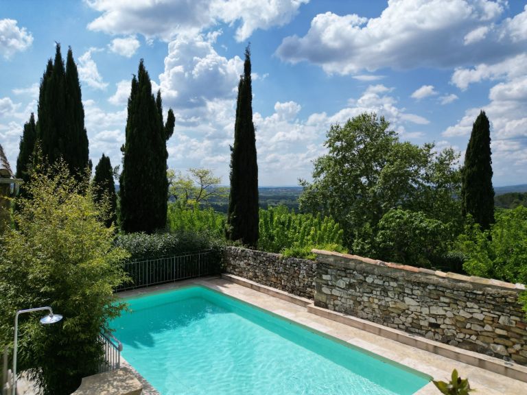 maison de luxe 7 Pièces en vente sur UZES (30700)