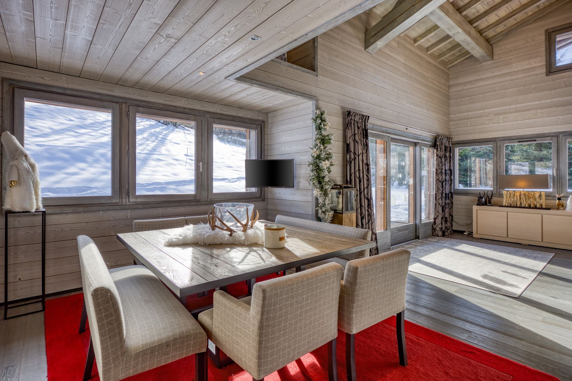 luxury chalet 7 Rooms for seasonal rent on MEGEVE (74120)