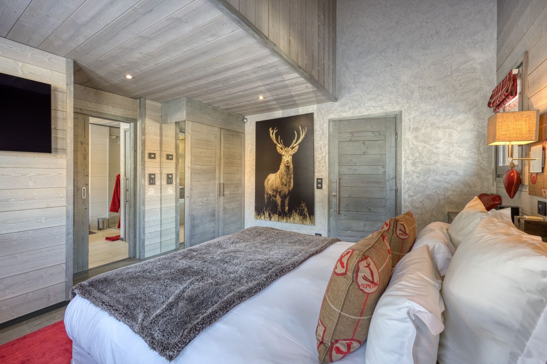 luxury chalet 7 Rooms for seasonal rent on MEGEVE (74120)