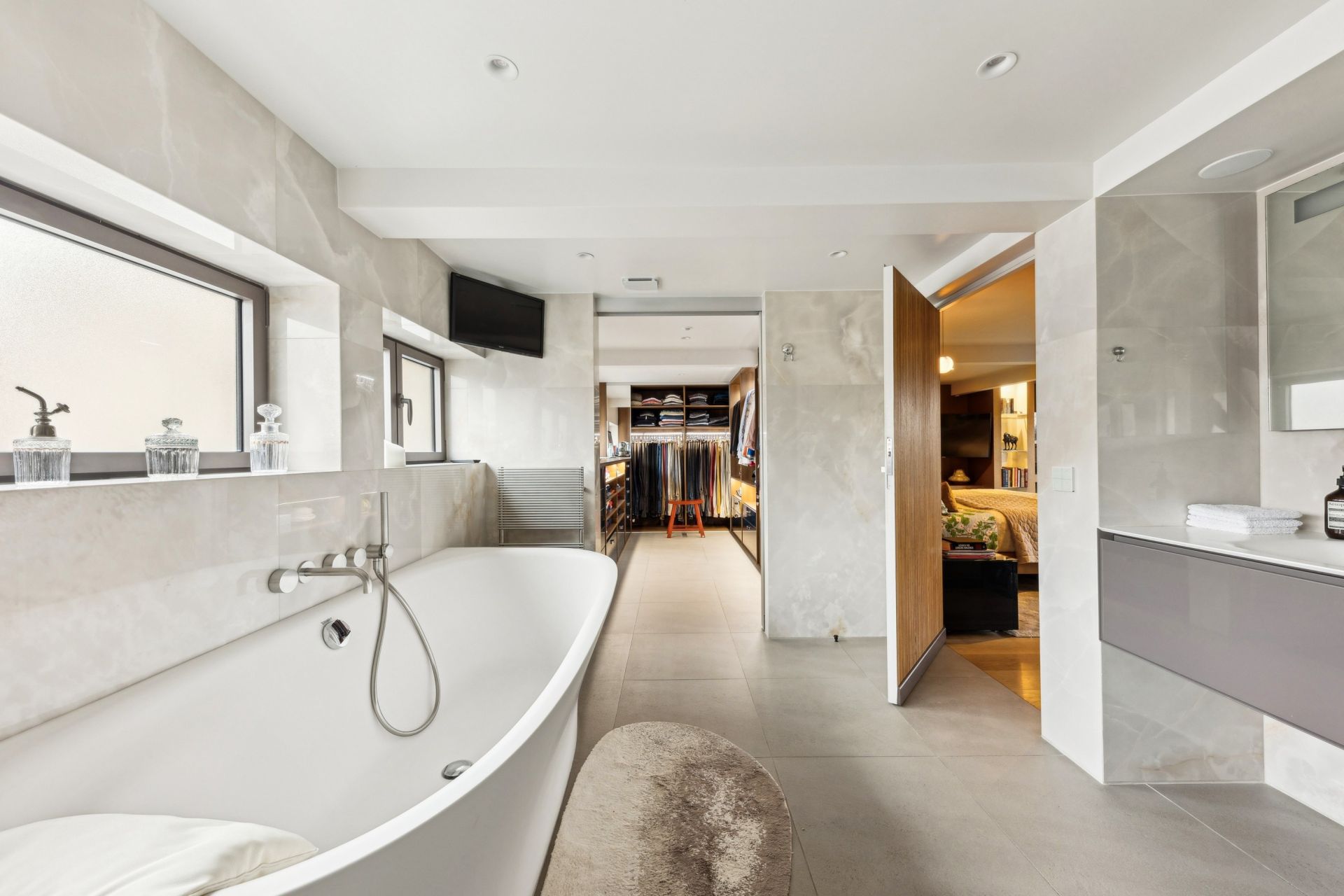 maison d'architecte 11 Pièces en vente sur PARIS (75020)