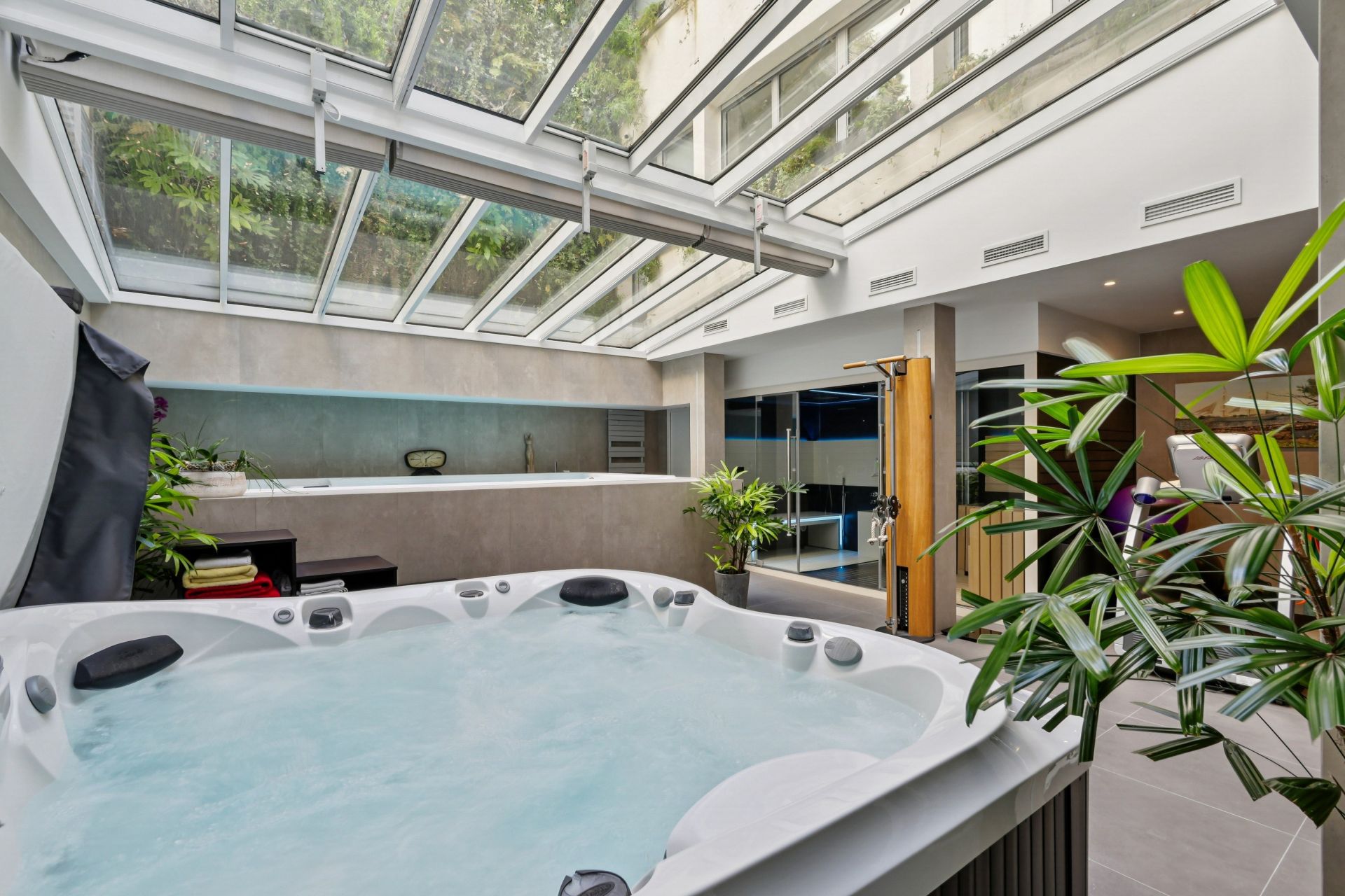 maison d'architecte 11 Pièces en vente sur PARIS (75020)