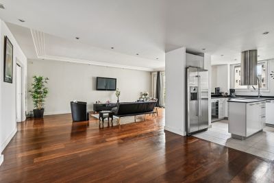 Vente Appartement de luxe Neuilly-sur-Seine 4&nbsp;Pièces 120&nbsp;m²