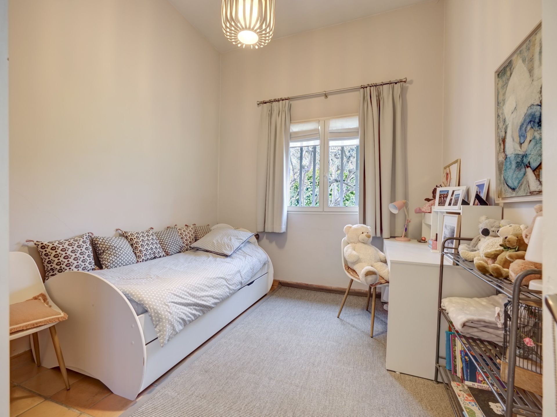 luxury villa 6 Rooms for sale on LE CANNET (06110)