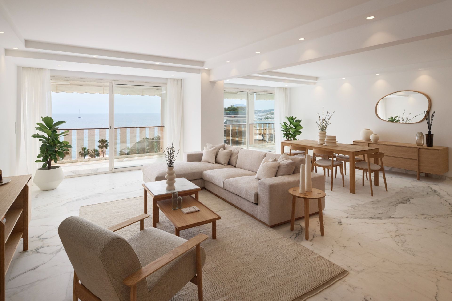 luxury apartment 3 Rooms for sale on CANNES (06400)