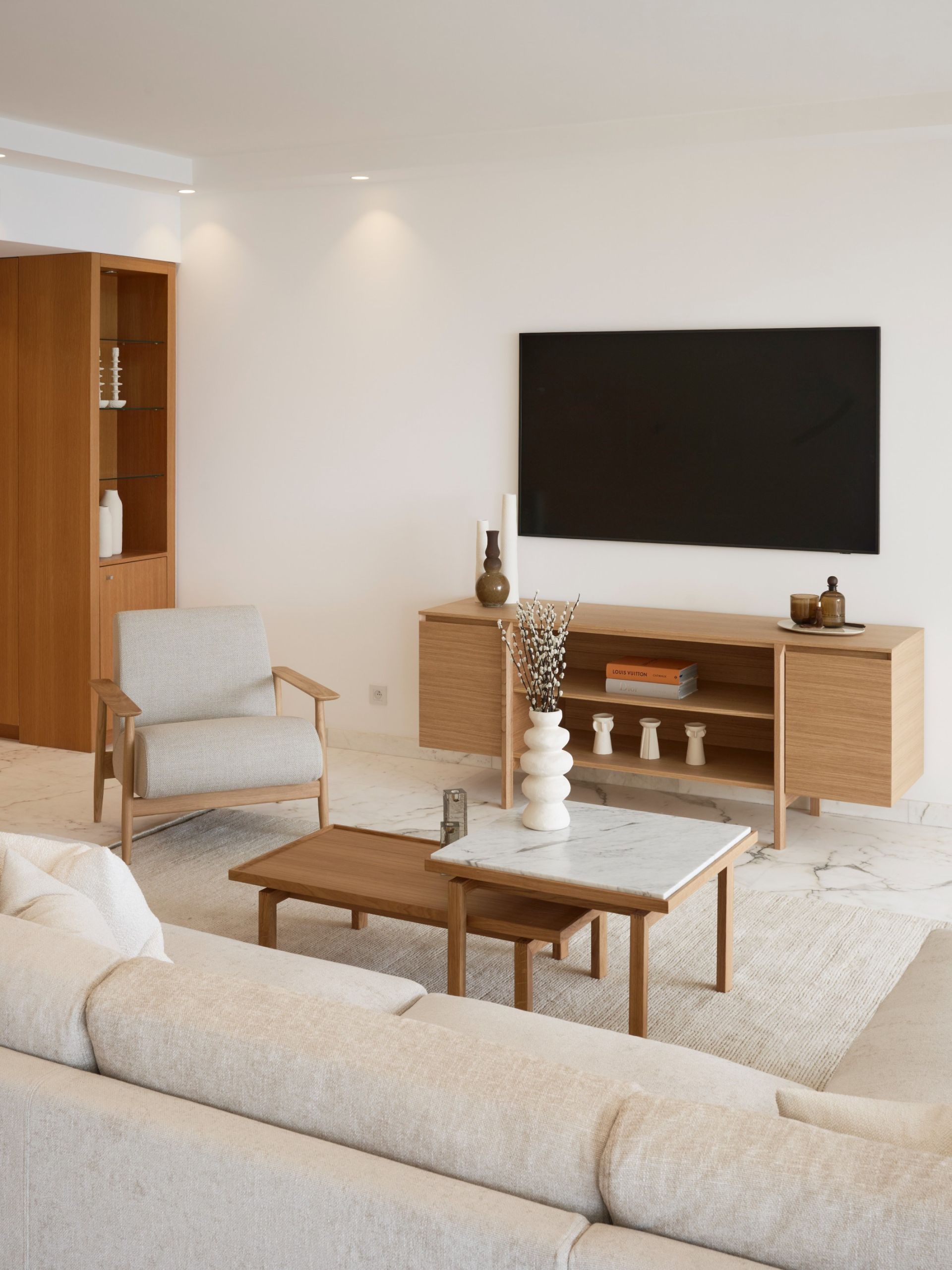 luxury apartment 3 Rooms for sale on CANNES (06400)