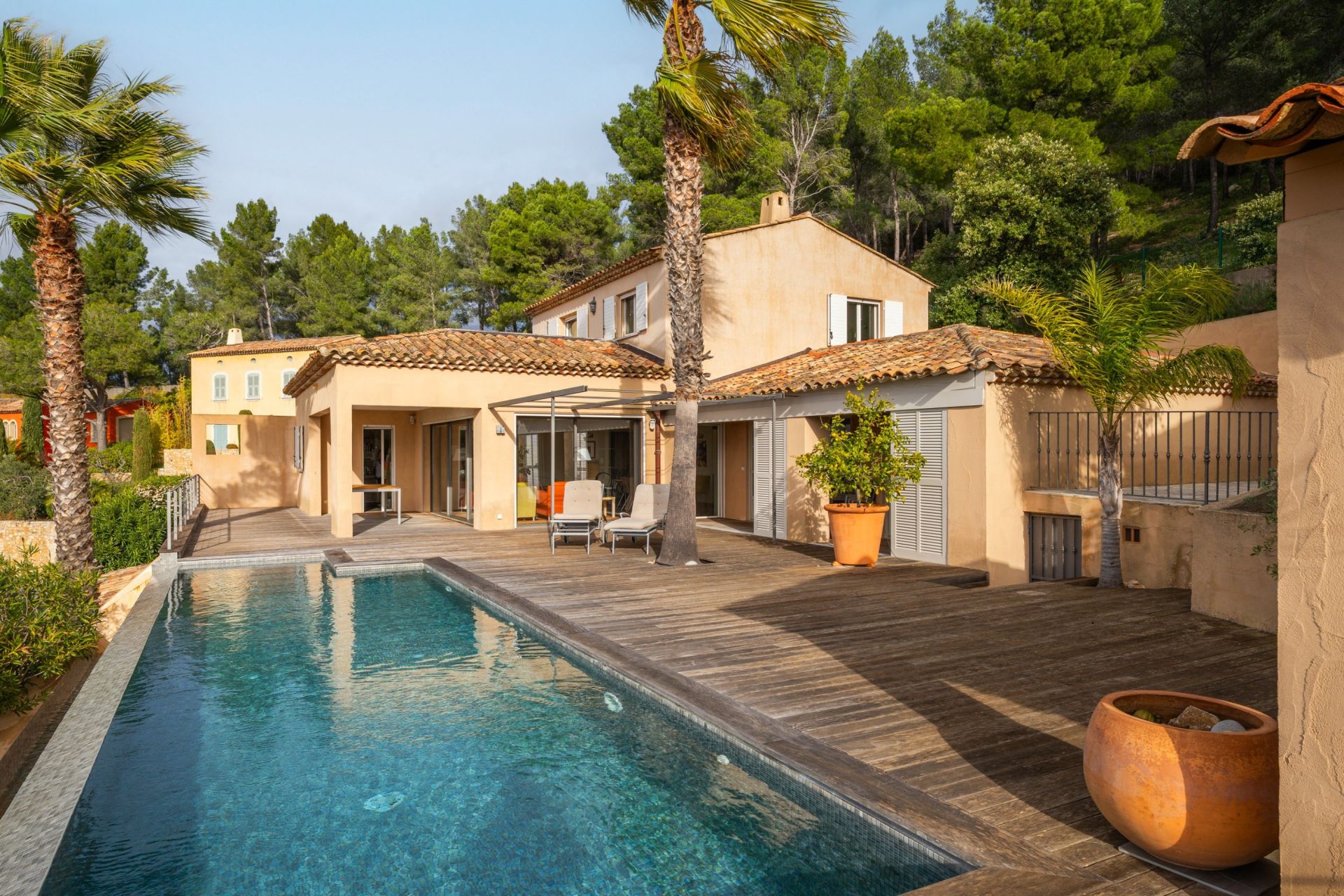 maison de luxe 8 Pièces en vente sur ST CYR SUR MER (83270)