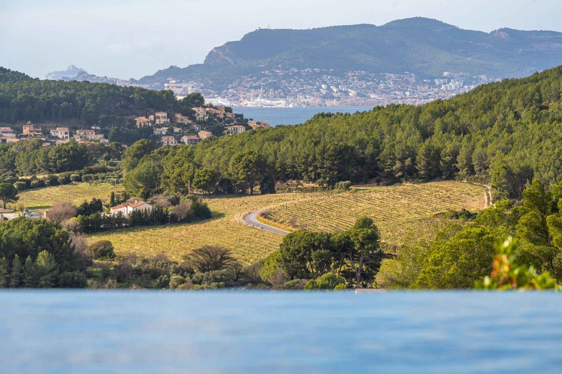 maison de luxe 8 Pièces en vente sur ST CYR SUR MER (83270)